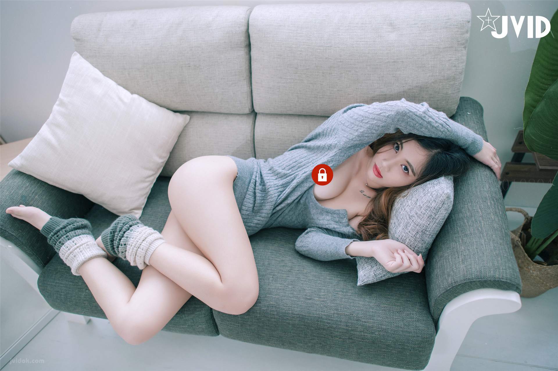 JVID精品 美乳女神Jessica到友人家看貓被強制高潮 Set.01 2