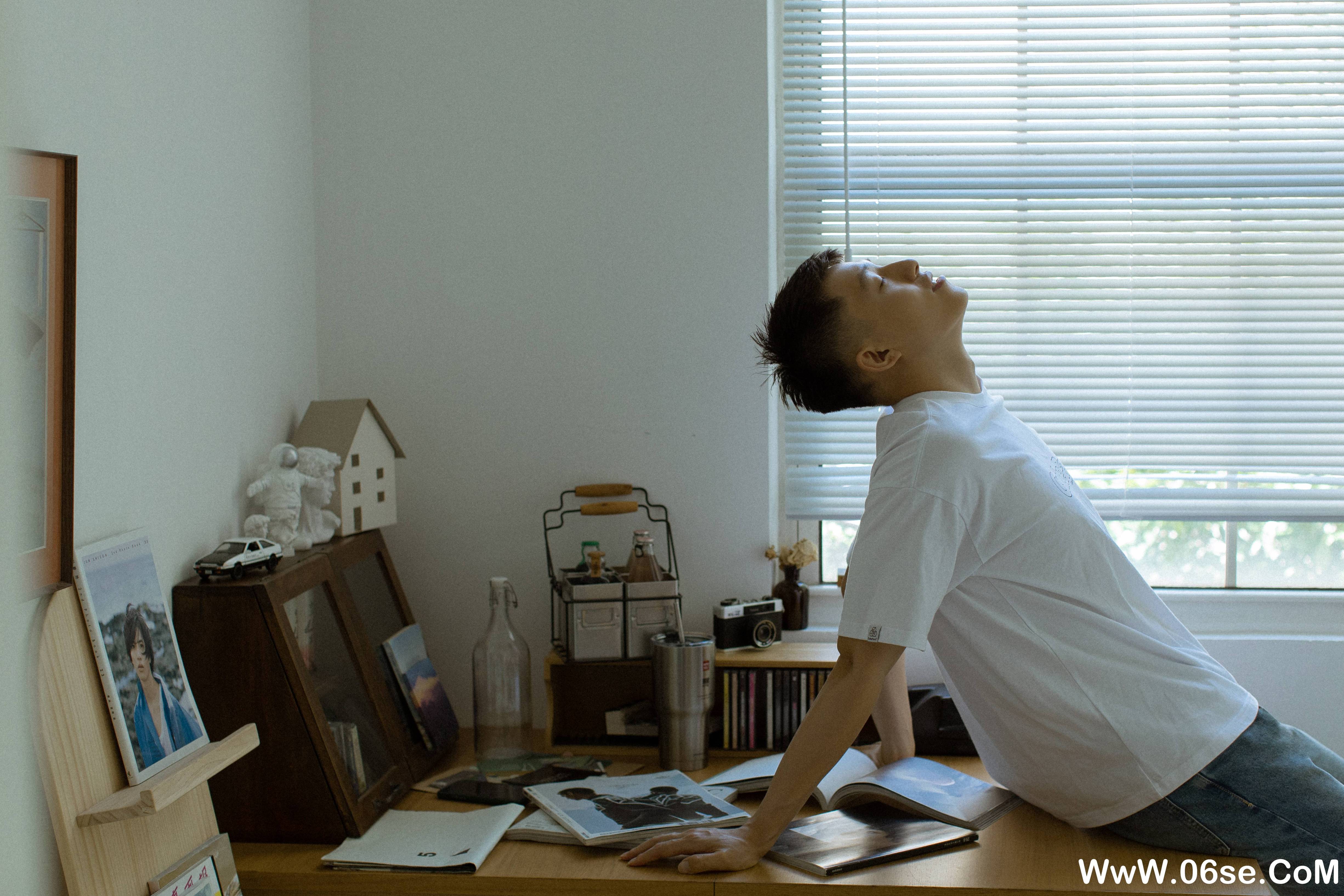 图片[12]-[YITUYU艺图语]2021.08.28 夏日悠长 陈老师[37+1P／377MB]-六色网