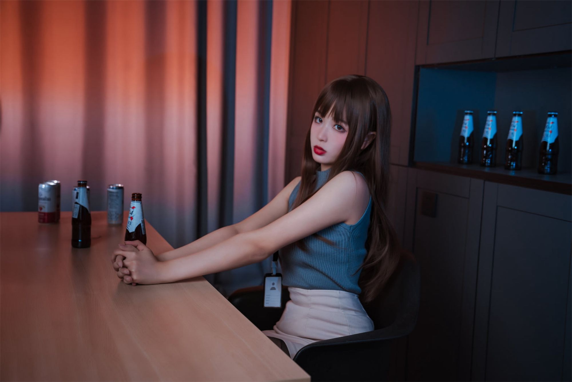 轩萧学姐 - 微醺喝醉了ol [57P-224MB] 6