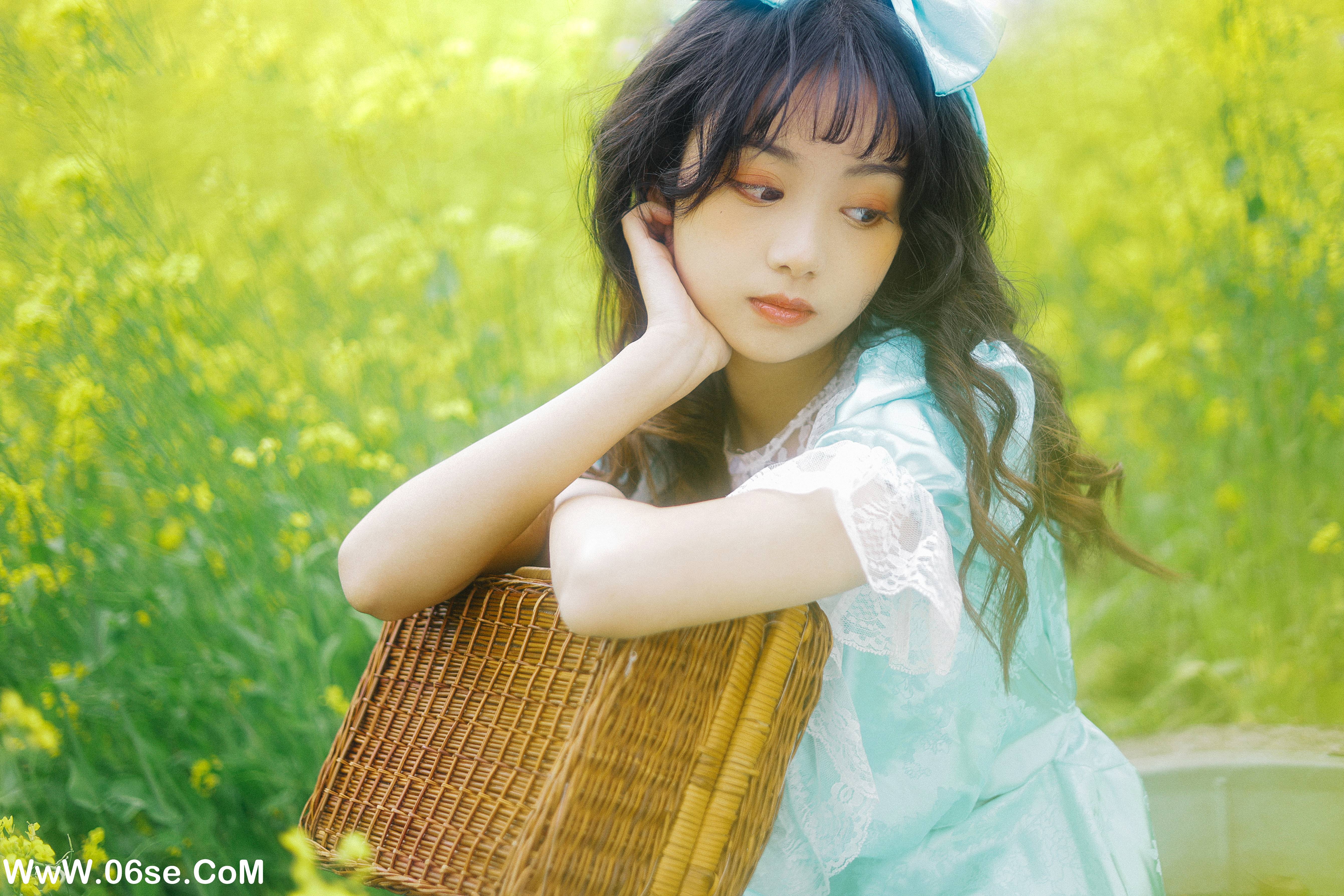 图片[18]-[YITUYU艺图语]2022.05.26 黄色花海 芊芊[24P-263.85MB]-六色网