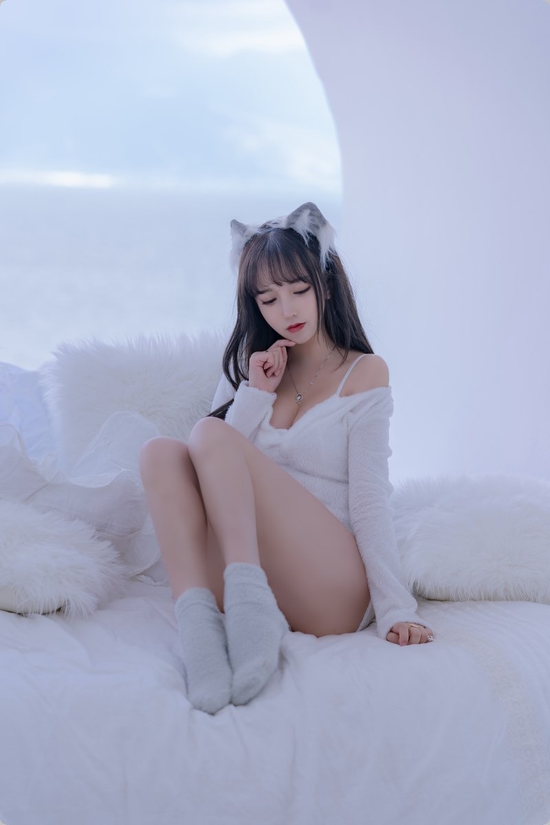 [Cos]过期米线线喵 - 小白狼[56P] 11