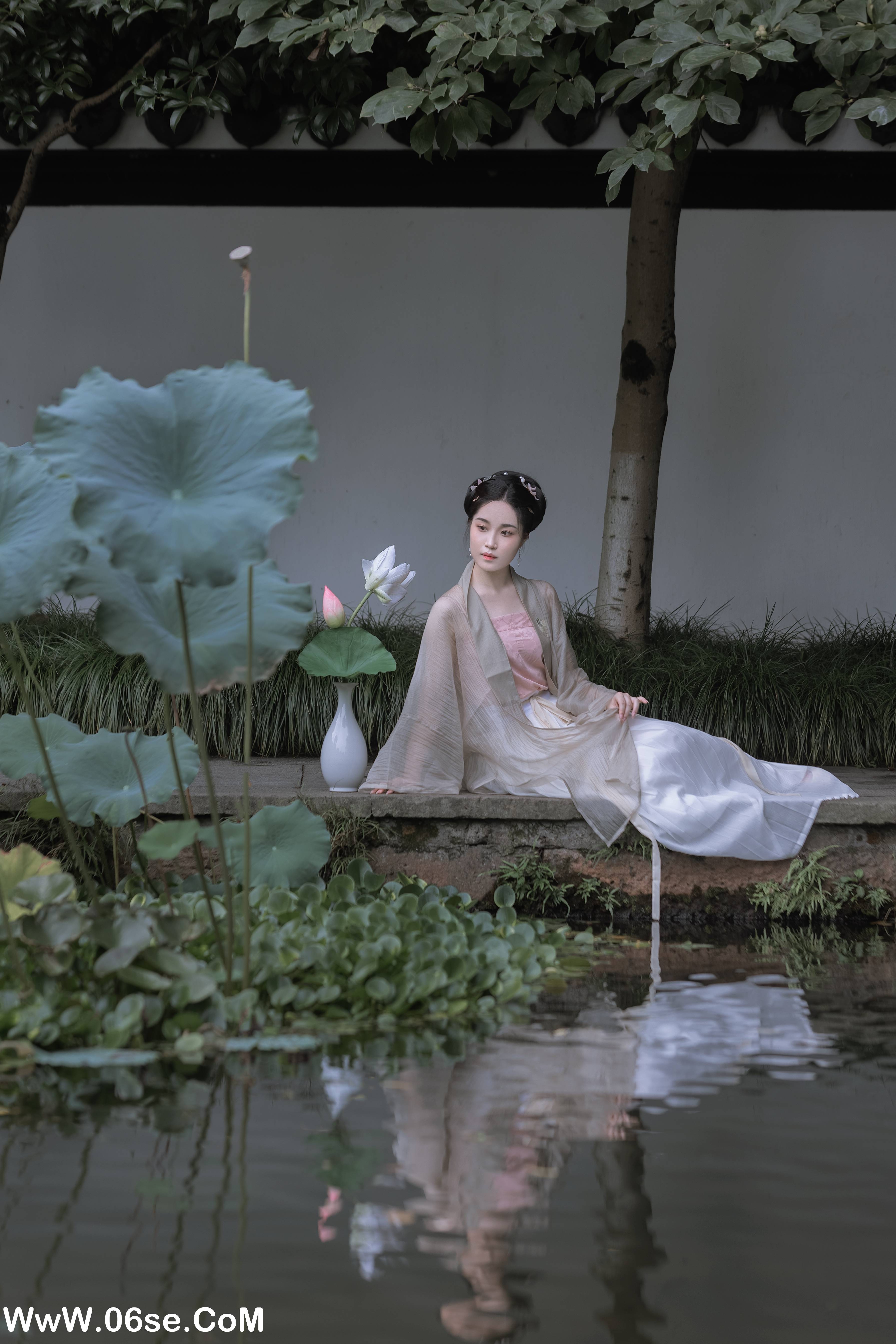 图片[27]-[YITUYU艺图语]2022.09.21 荷香 hannaa[28+1P／233MB]-六色网