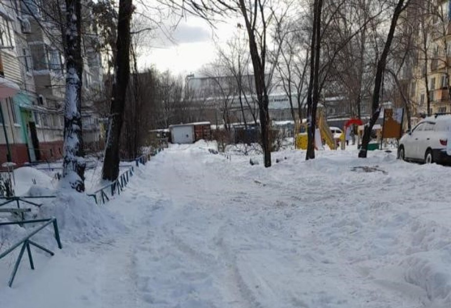 Качество уборки дворов от снега проверяют в Хабаровске