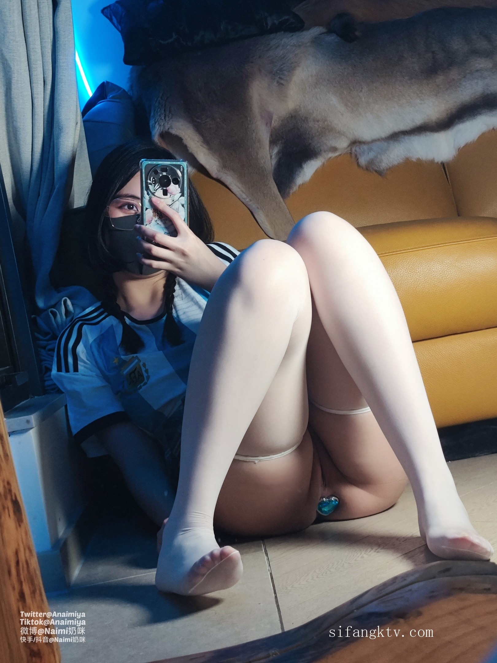 推特网红 奶咪 世界杯裸舞 修女自插 9