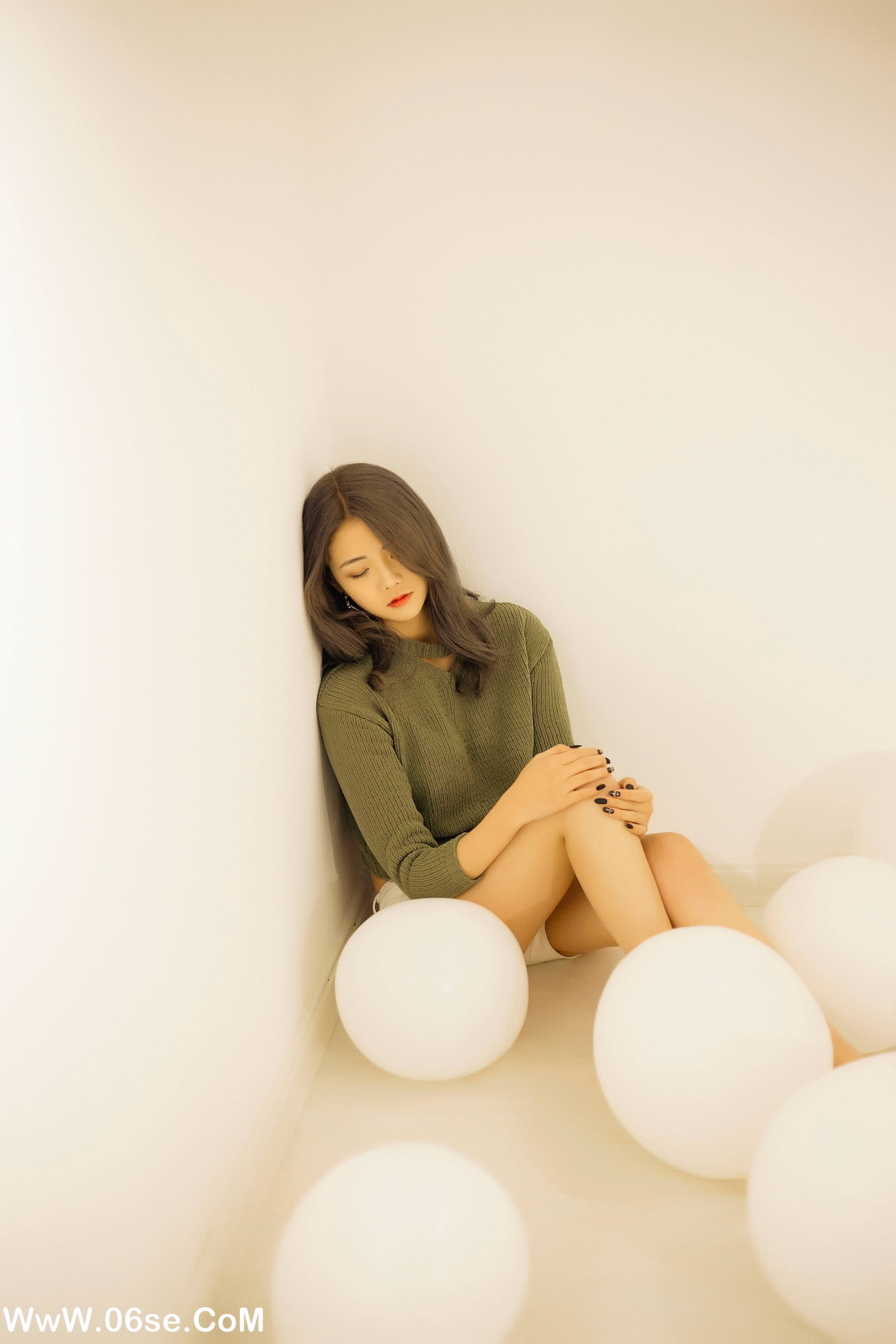图片[8]-[YITUYU艺图语]2022.06.24 无声温暖 方园[22P-308.6M]-六色网