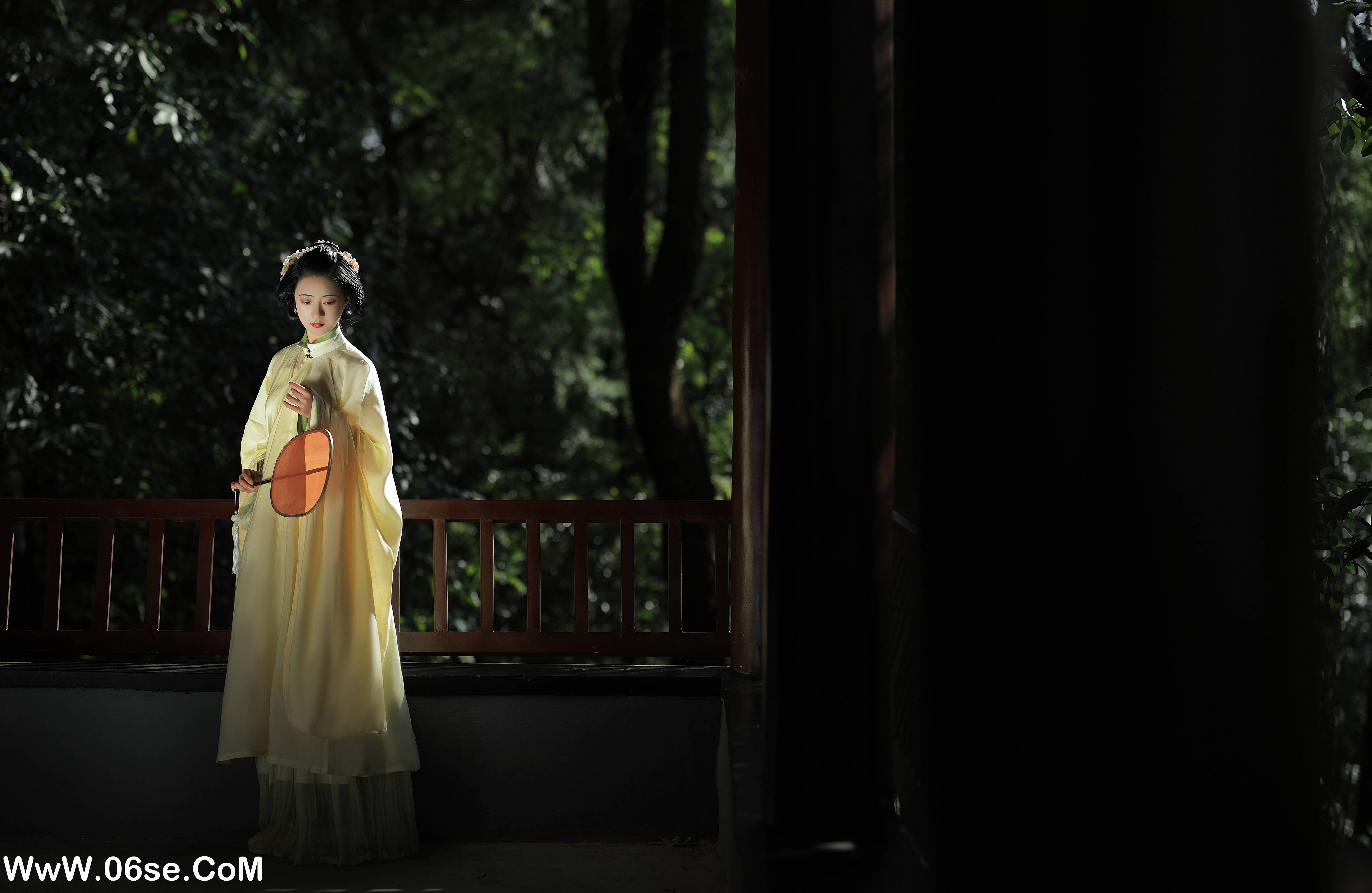 图片[13]-[YITUYU艺图语]2022.11.30 淡淡春山 YunFleur[39+1P／747MB]-六色网