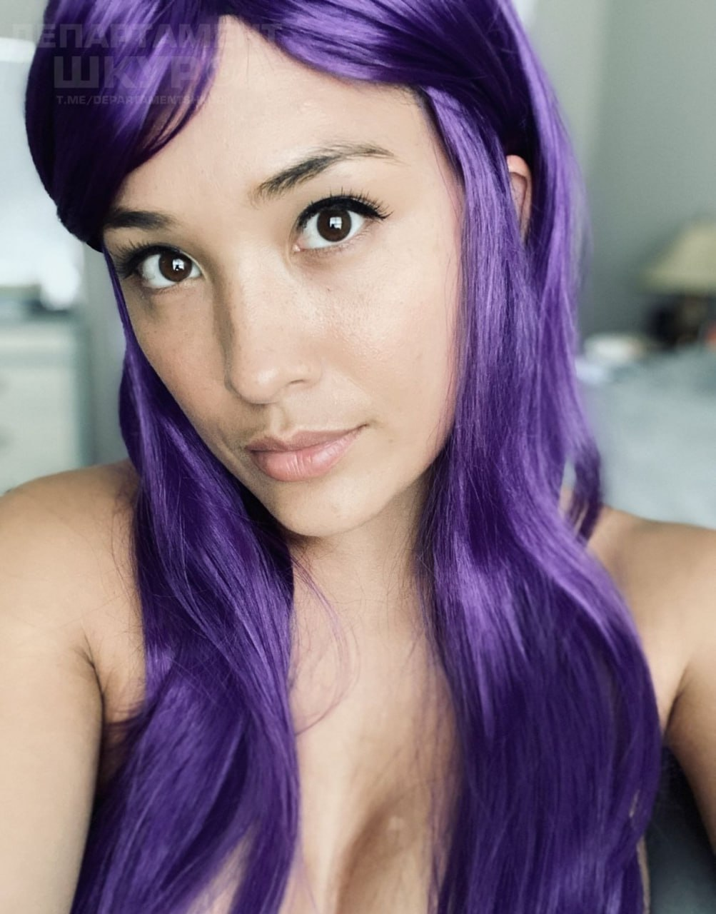 Все видео с ней + переписки + больше фото (на видео теребит киску, показыва...