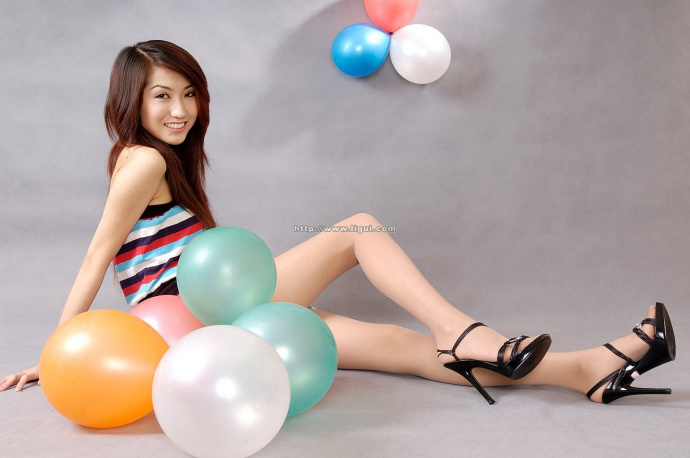 [Image: 9e7a6b3028141fab42d2c.jpg]