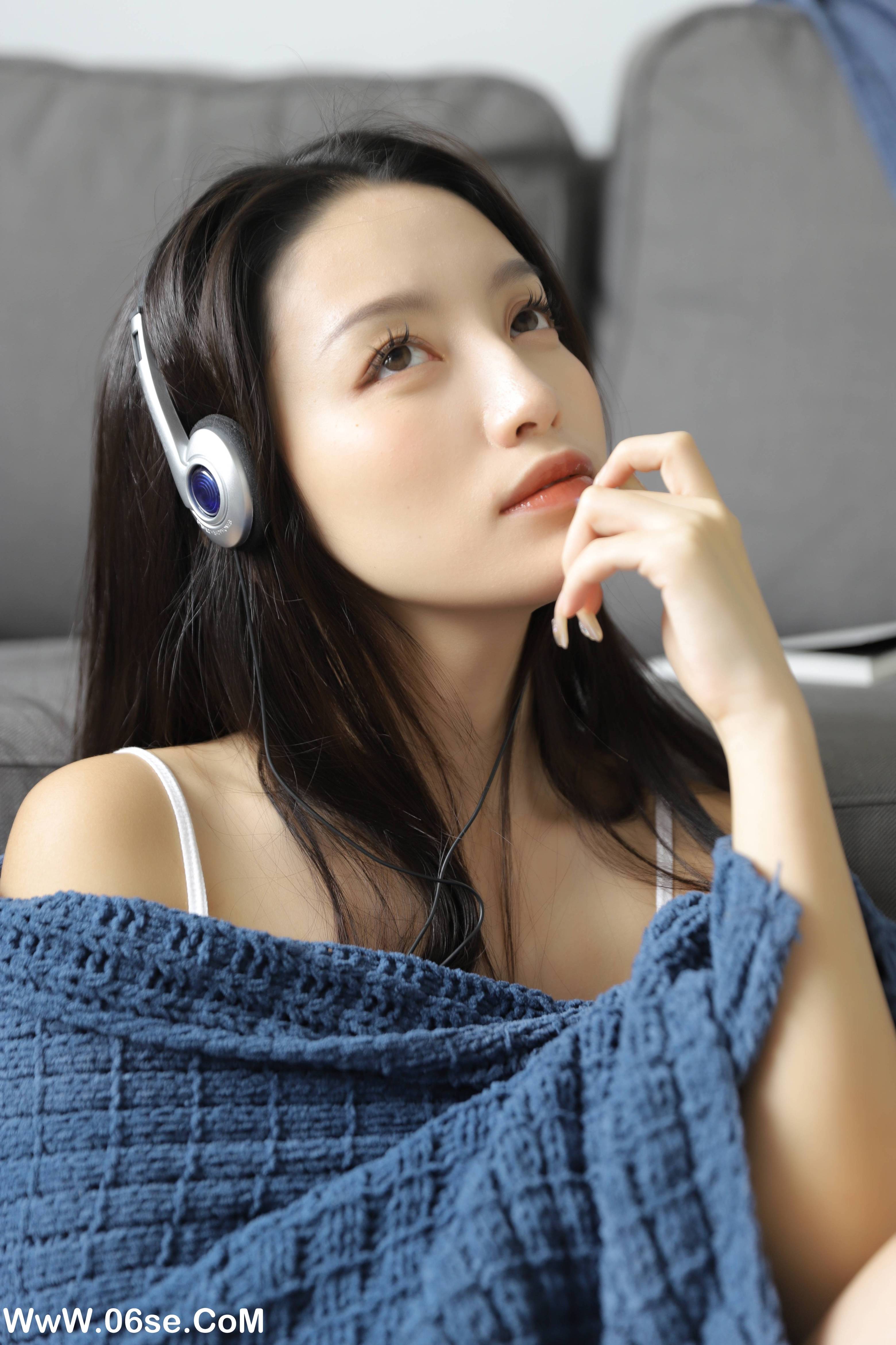 图片[28]-[YITUYU艺图语]2022.11.03 阿尔卑斯 柠萌婧啊[38+1P／319MB]-六色网