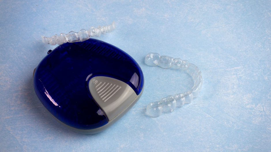 Clear Braces and Invisalign Treatment What's the Difference? Telegraph