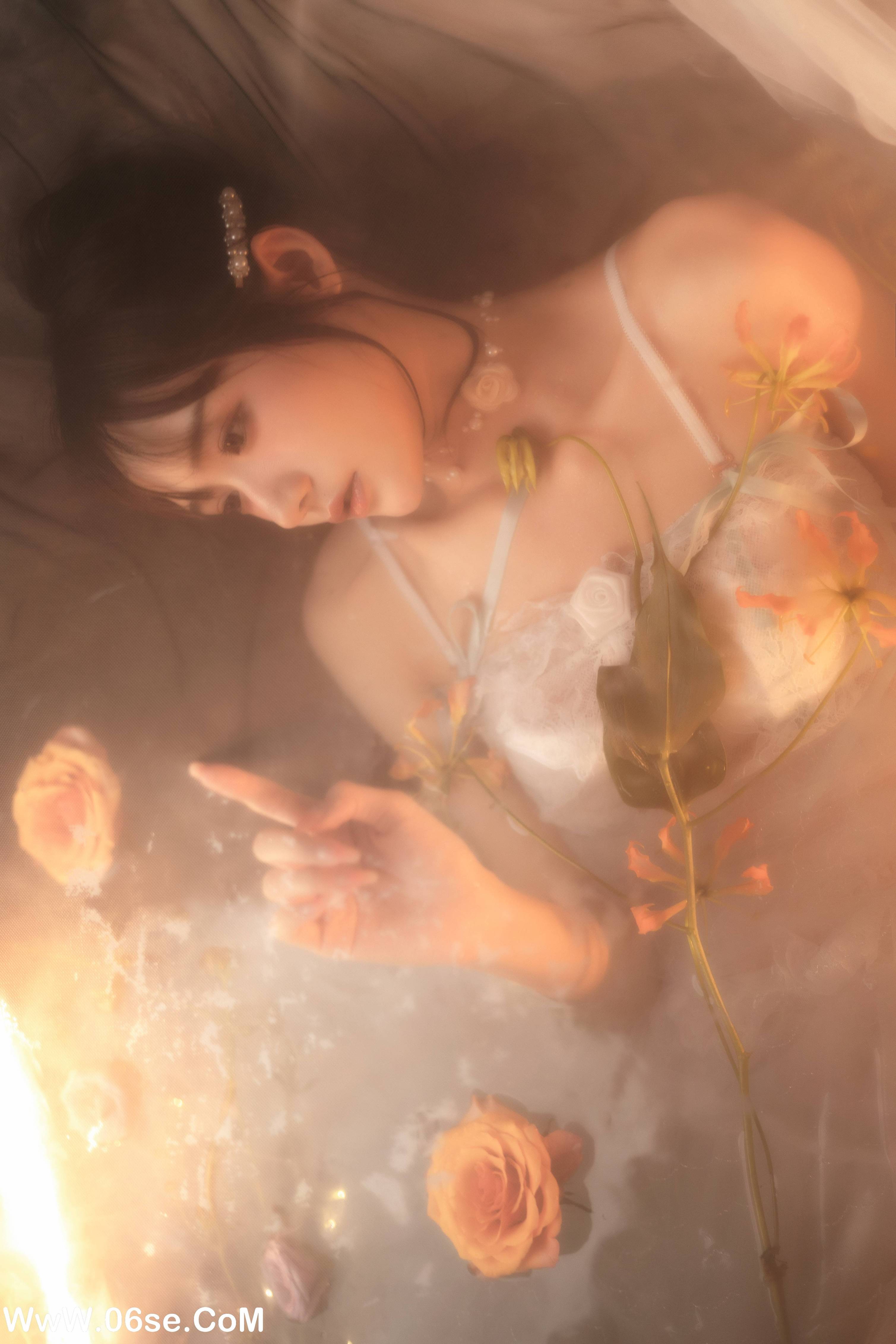 图片[29]-[YITUYU艺图语]2022.05.28 梦莲 兔子Zzz不吃胡萝卜[31P-393.98MB]-六色网