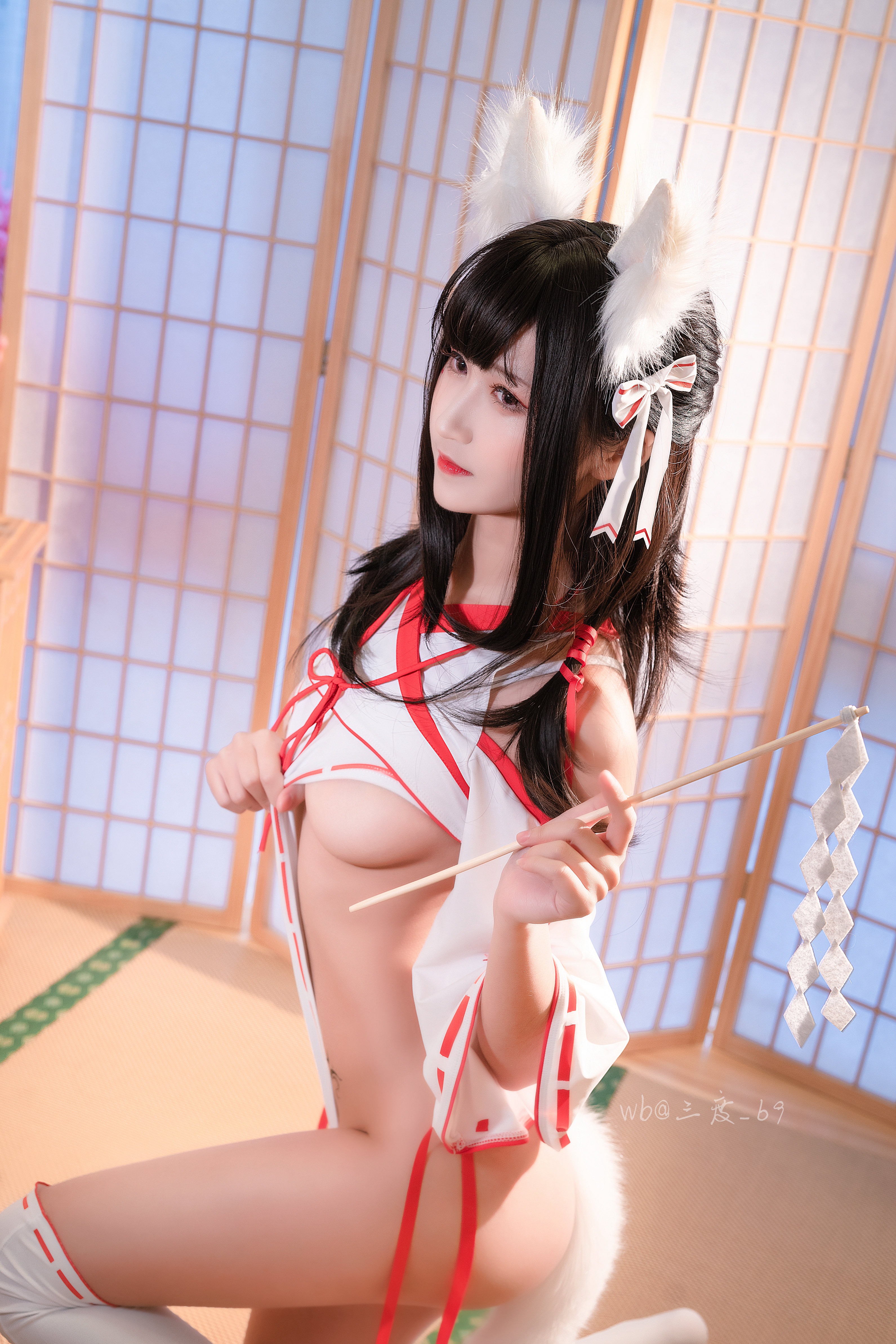[三度_69] 狐巫女+红色旗袍 45P 12