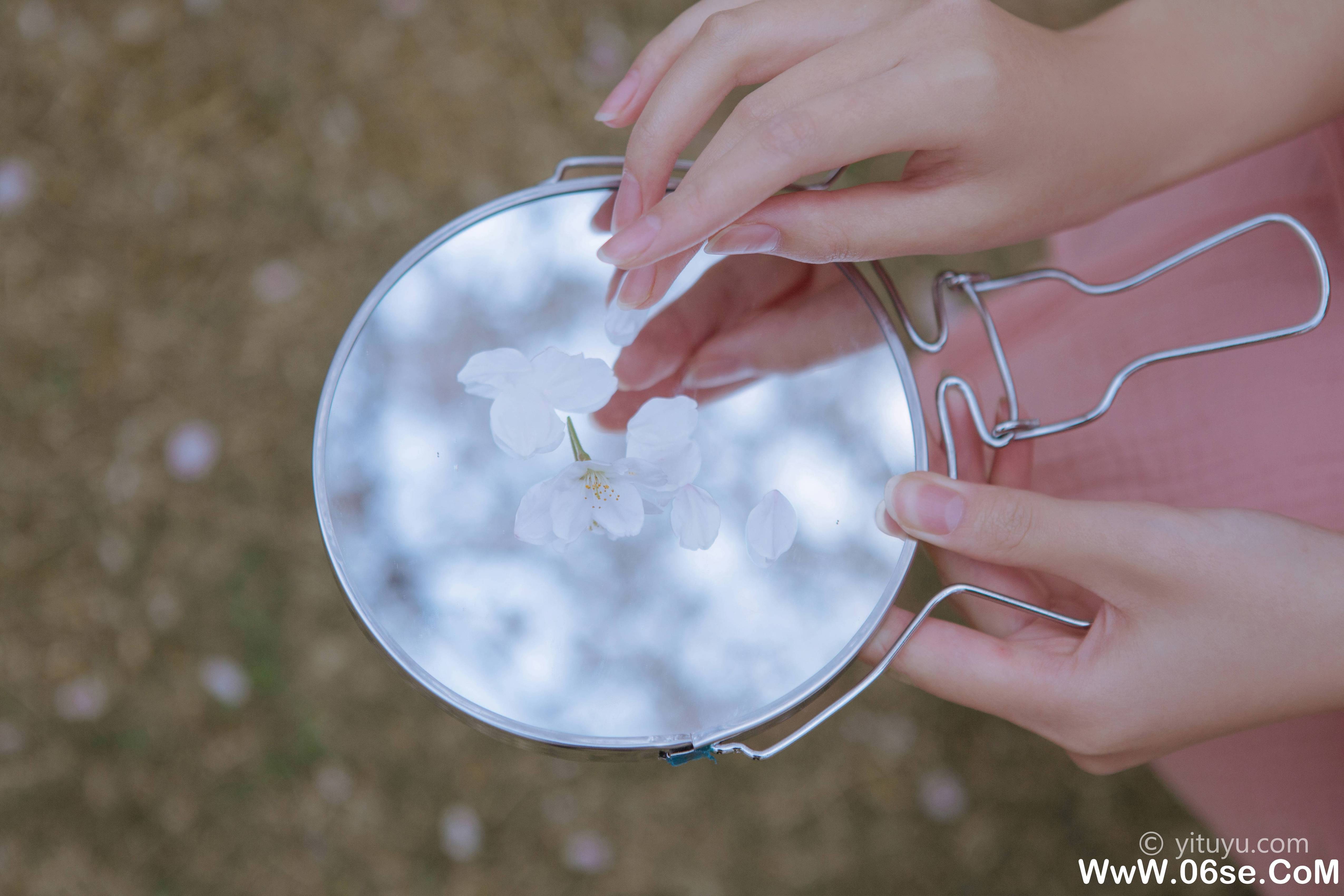 图片[12]-[YITUYU艺图语]2021.05.19 起风渐暖，樱花将灿 一只小四月[23P／275MB]-六色网
