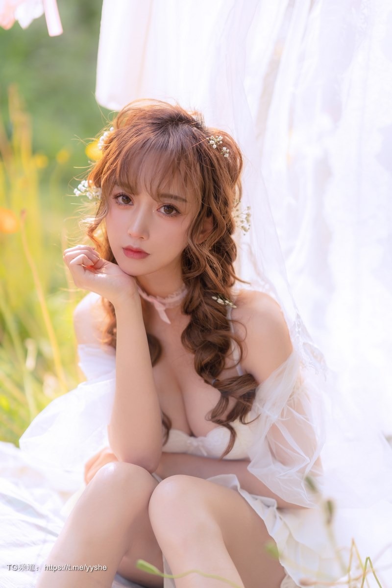 [Cos]过期米线线喵 NO - 晒衣服 [41P] 28