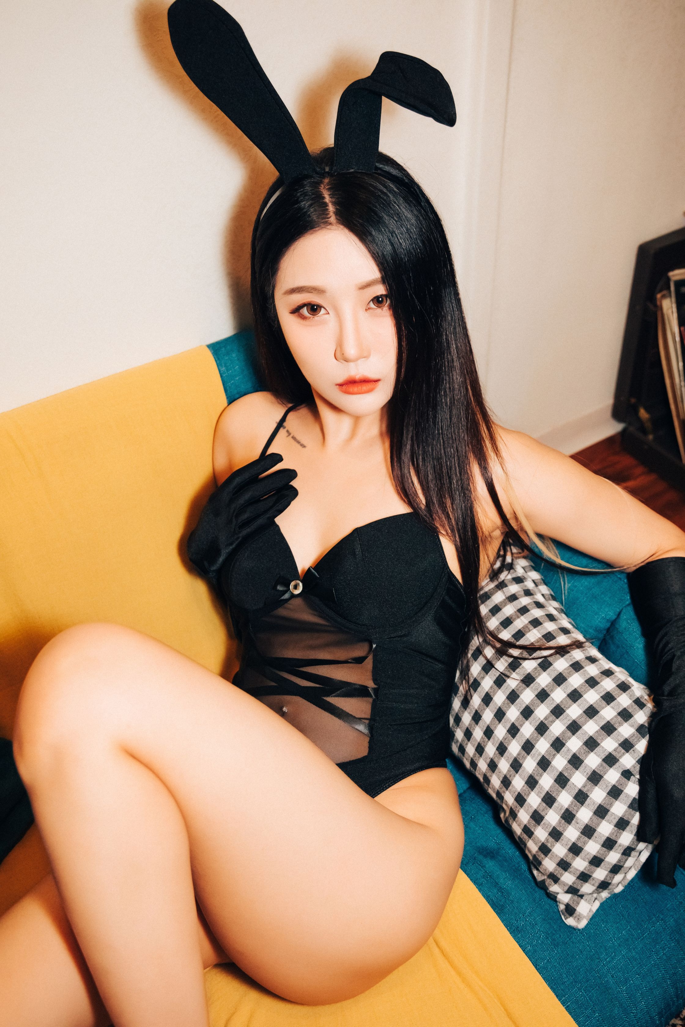 Bomi (보미) - [LOOZY] Roomate [52P-955MB] 20