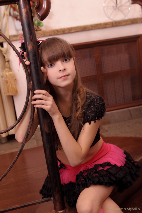 [Image: a023ae4bbff2babd7919b.jpg]