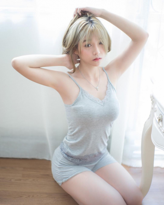 [Image: a085cc8f012a52dfd51c7.jpg]