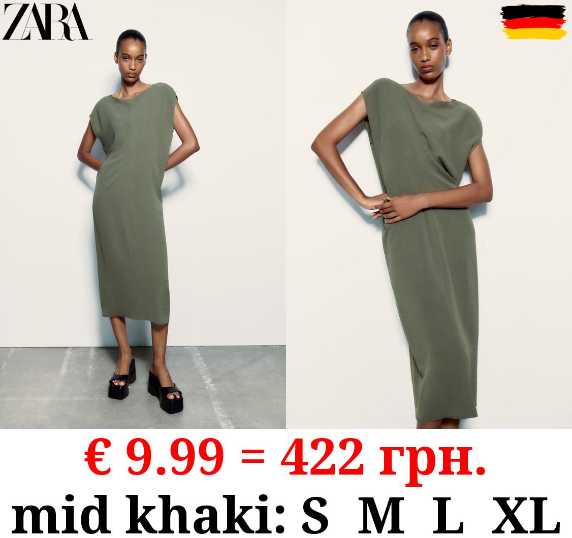 MINIMALIST T-SHIRT DRESS