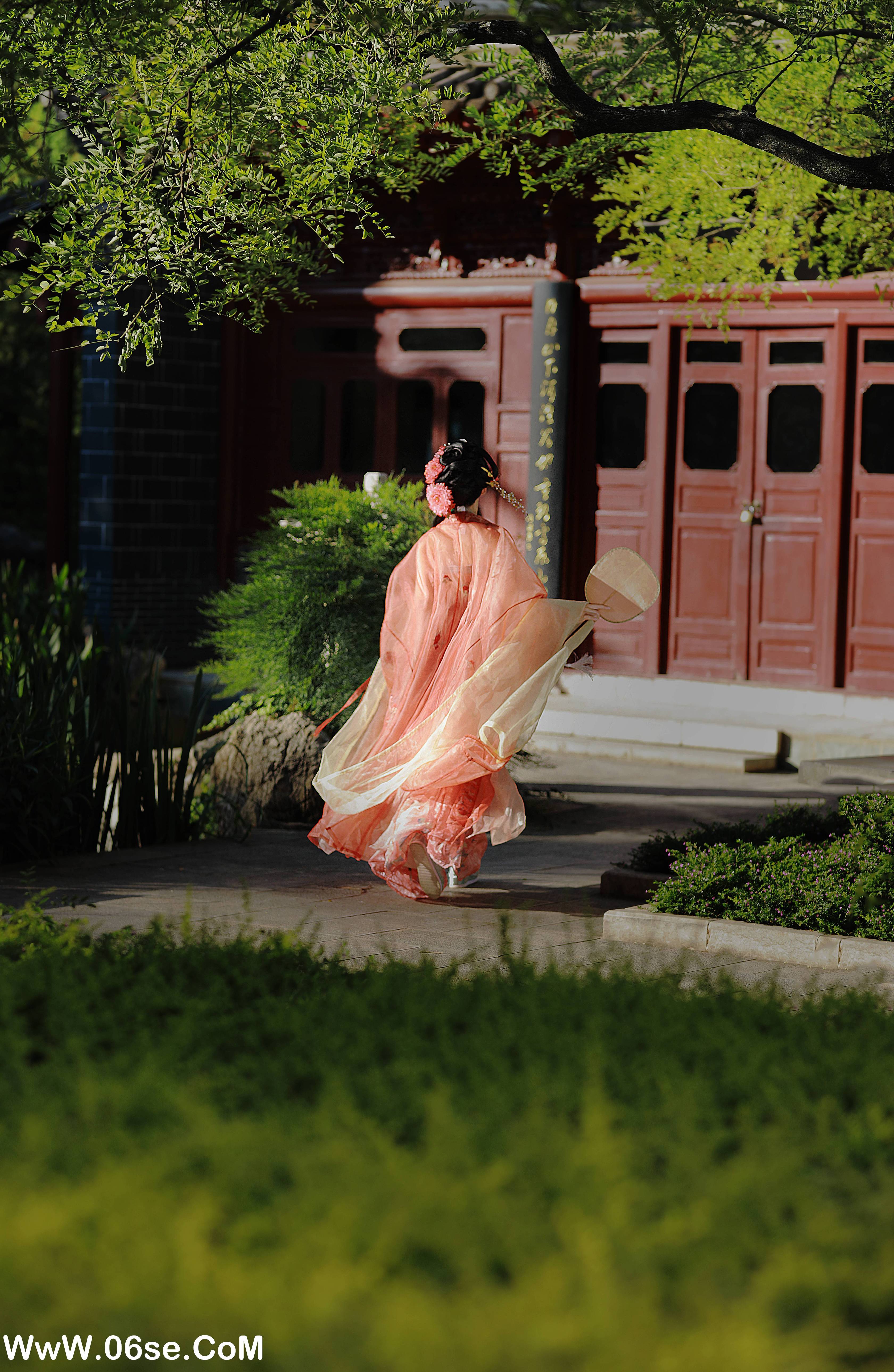 图片[9]-[YITUYU艺图语]2022.09.06 美人迈兮音尘阙 落花人独立[33+1P／662MB]-六色网