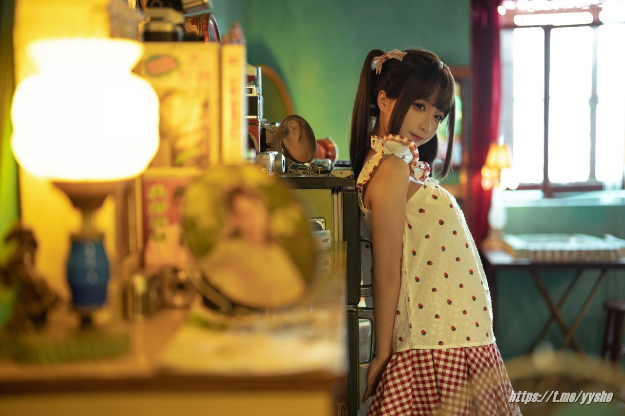 蠢沫沫 - 红格子 [118P] 31