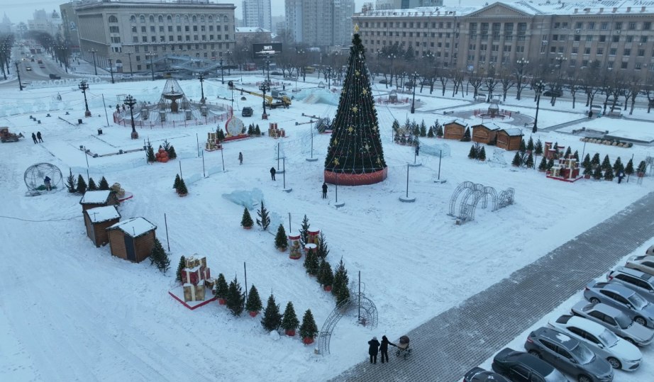 На площади Ленина в Хабаровске стартует Новогодняя программа