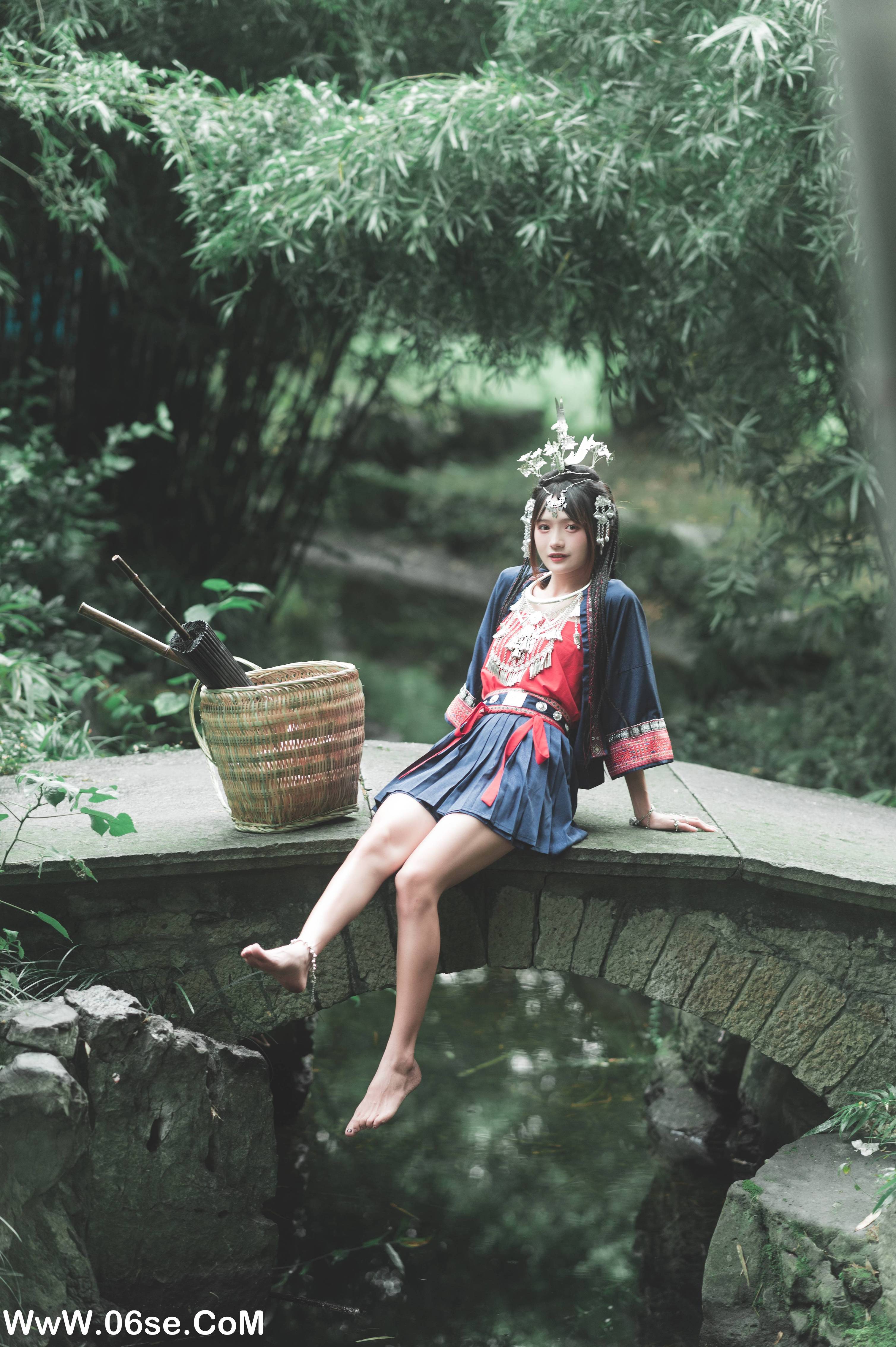 图片[39]-[YITUYU艺图语]2022.06.29 苗疆一梦 兔子Zzz不吃胡萝卜[42P-436.5M]-六色网