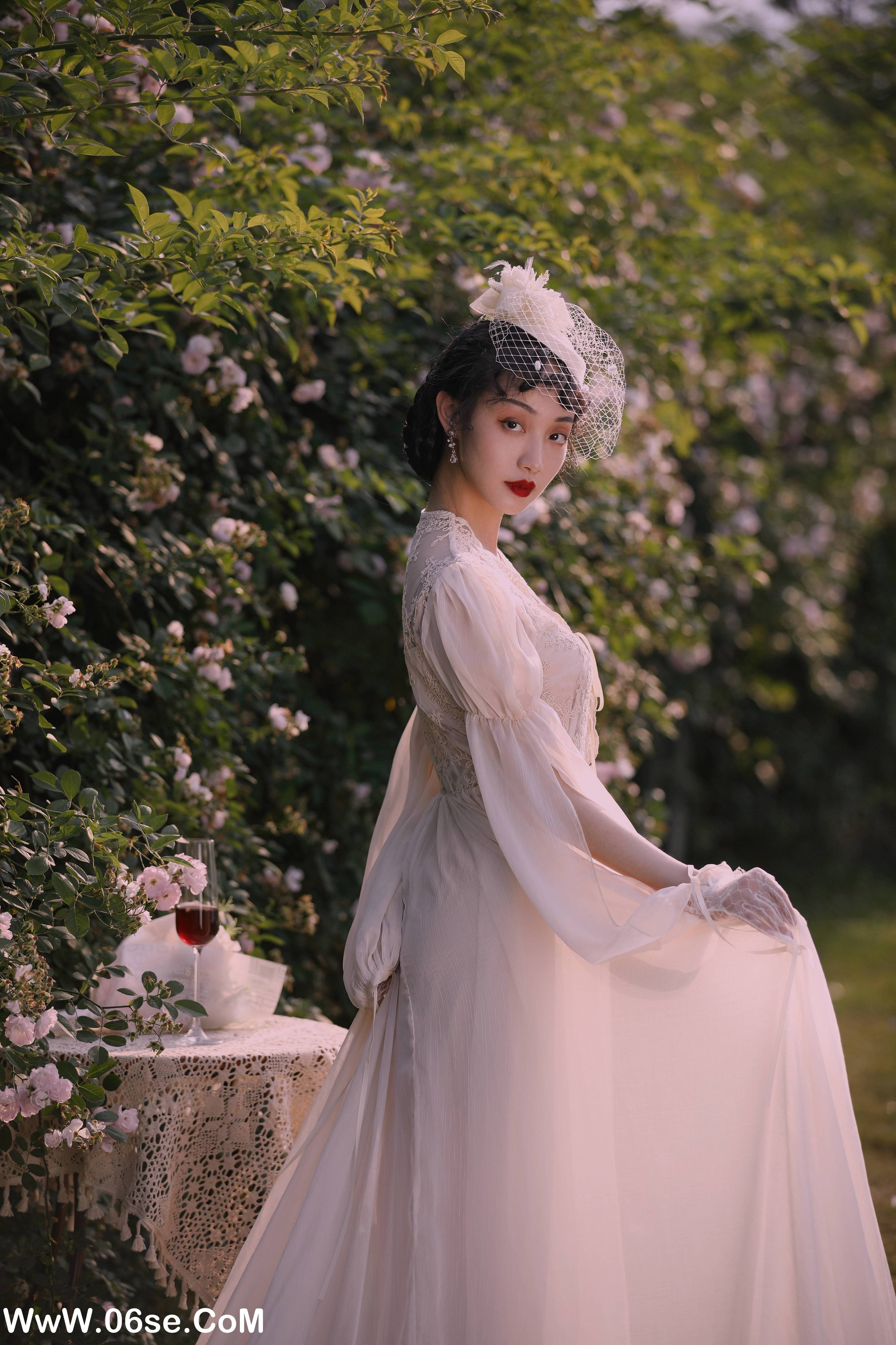 图片[22]-[YITUYU艺图语]2022.06.16 蔷薇有你 凌子兮[23P-423.52MB]-六色网