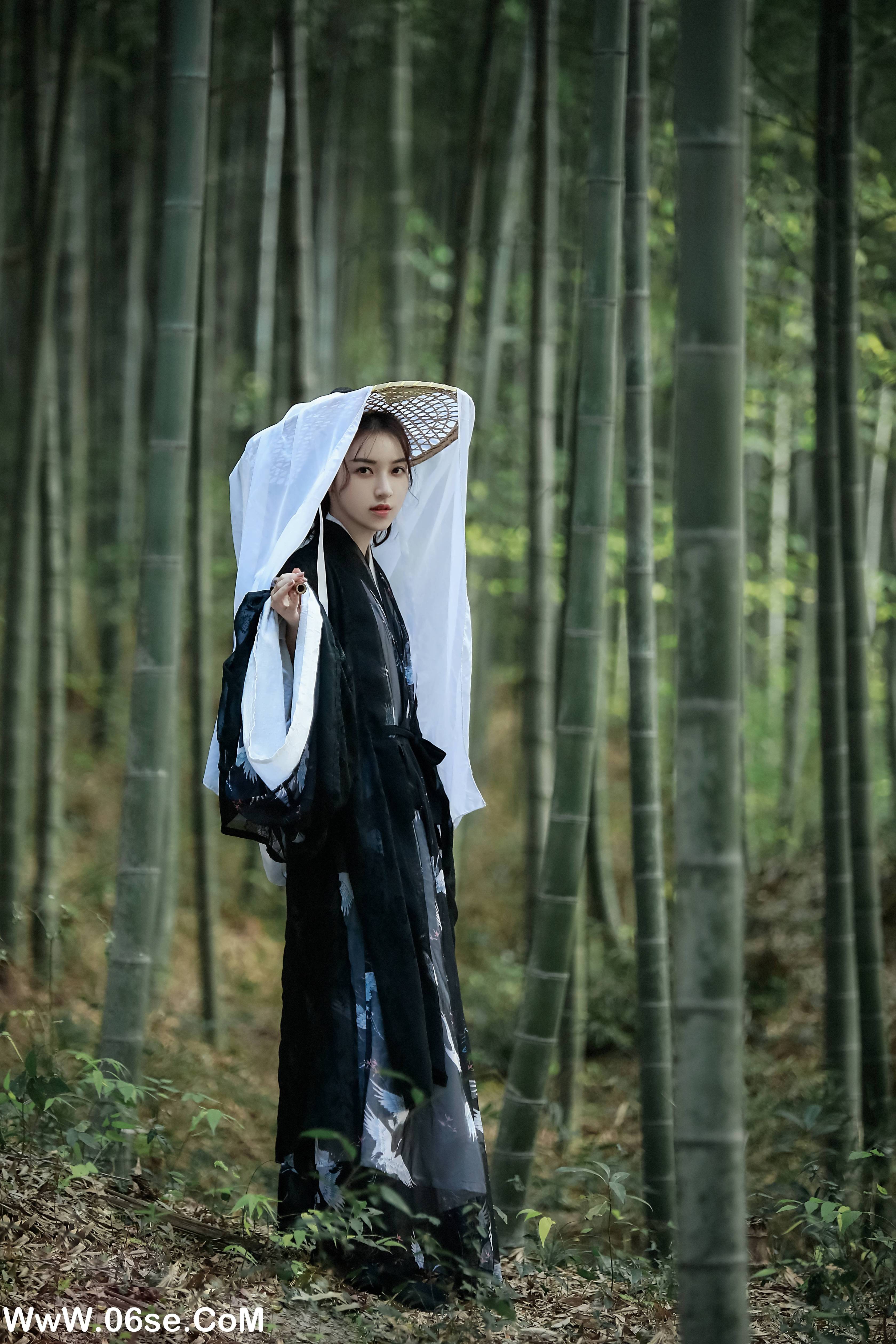 图片[19]-[YITUYU艺图语]2022.05.14 逍遥游 苏苏[22P-439.72 MB]-六色网