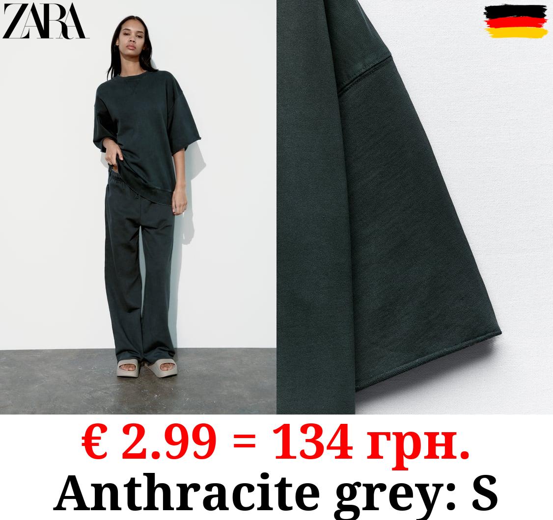 FADED-EFFECT SHORT SLEEVE PLUSH SWEATSHIRT