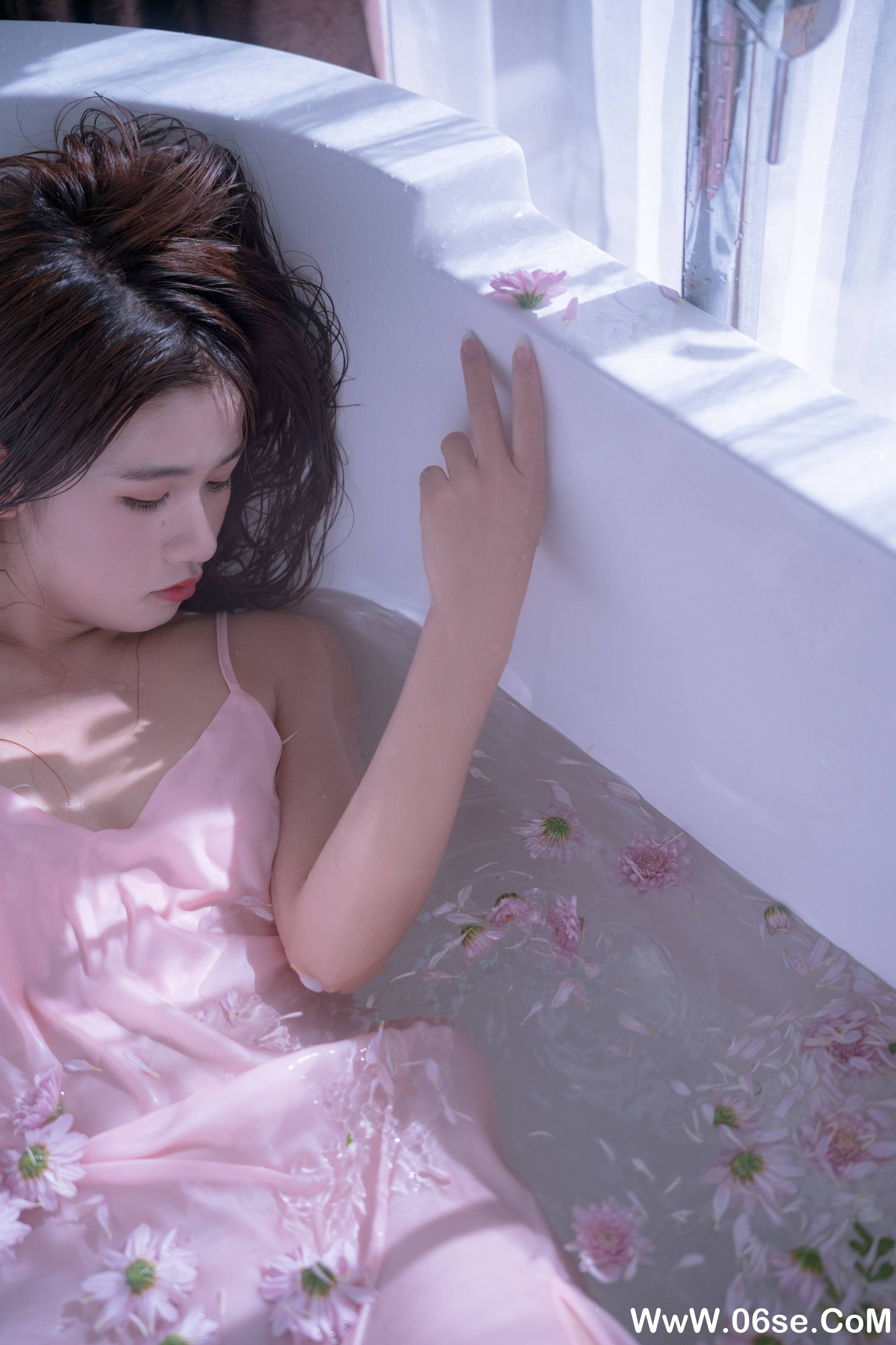 图片[23]-[YITUYU艺图语]2021.11.22 少女梦 落痣_[32+1P／648MB]-六色网