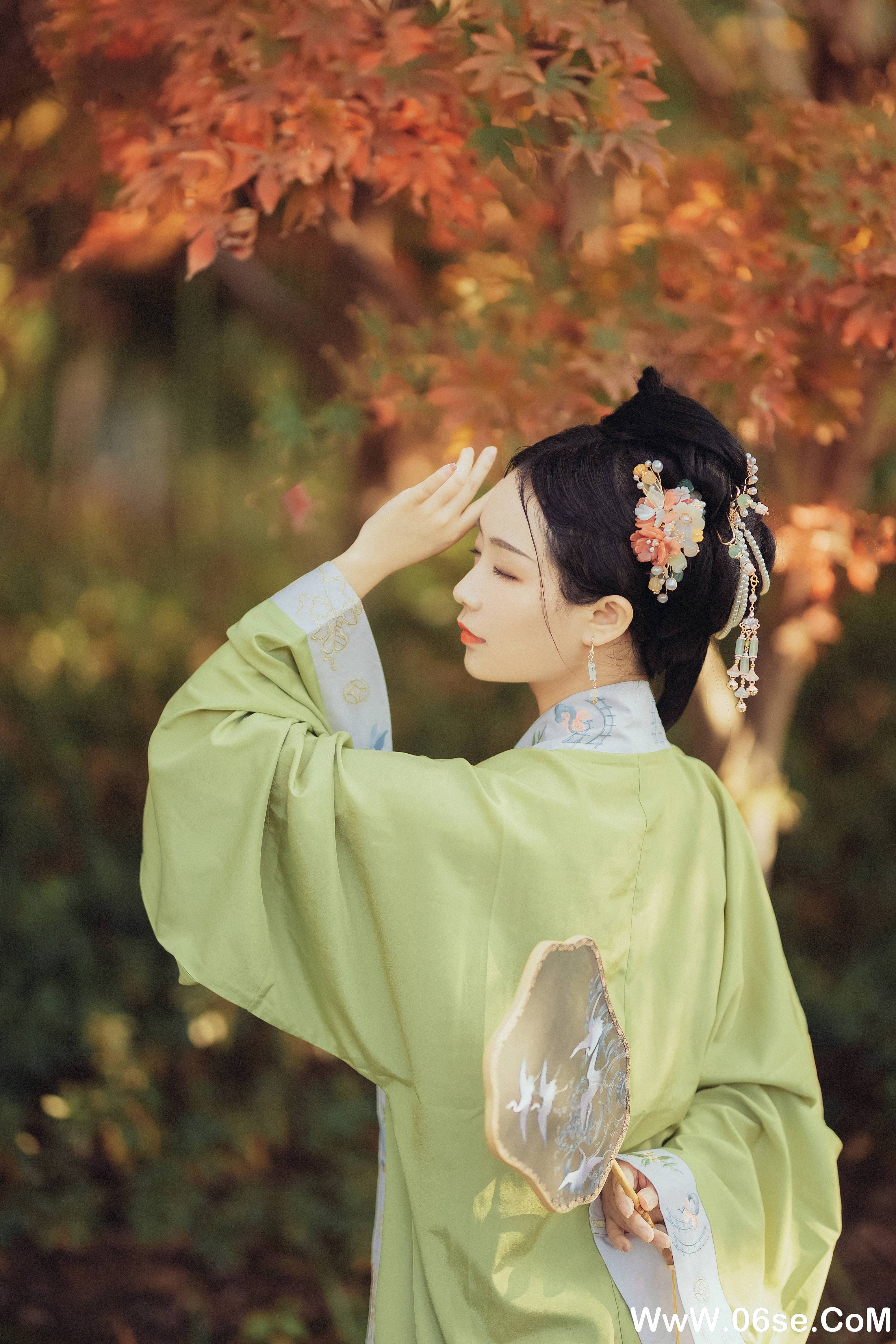 图片[17]-[YITUYU艺图语]2021.10.18 临江秋枫 Seven[36+1P／774MB]-六色网