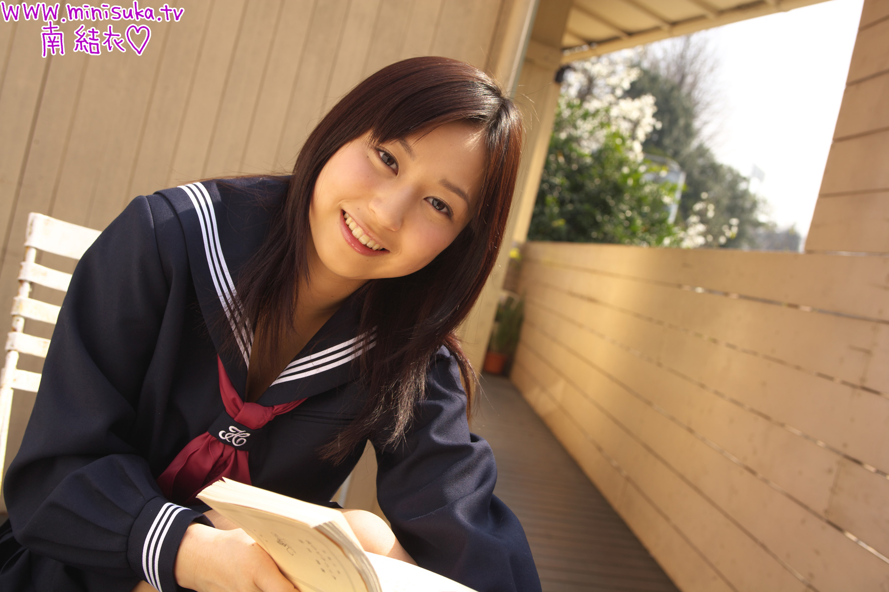 [Image: a289632179d3a56c7d3ff.jpg]