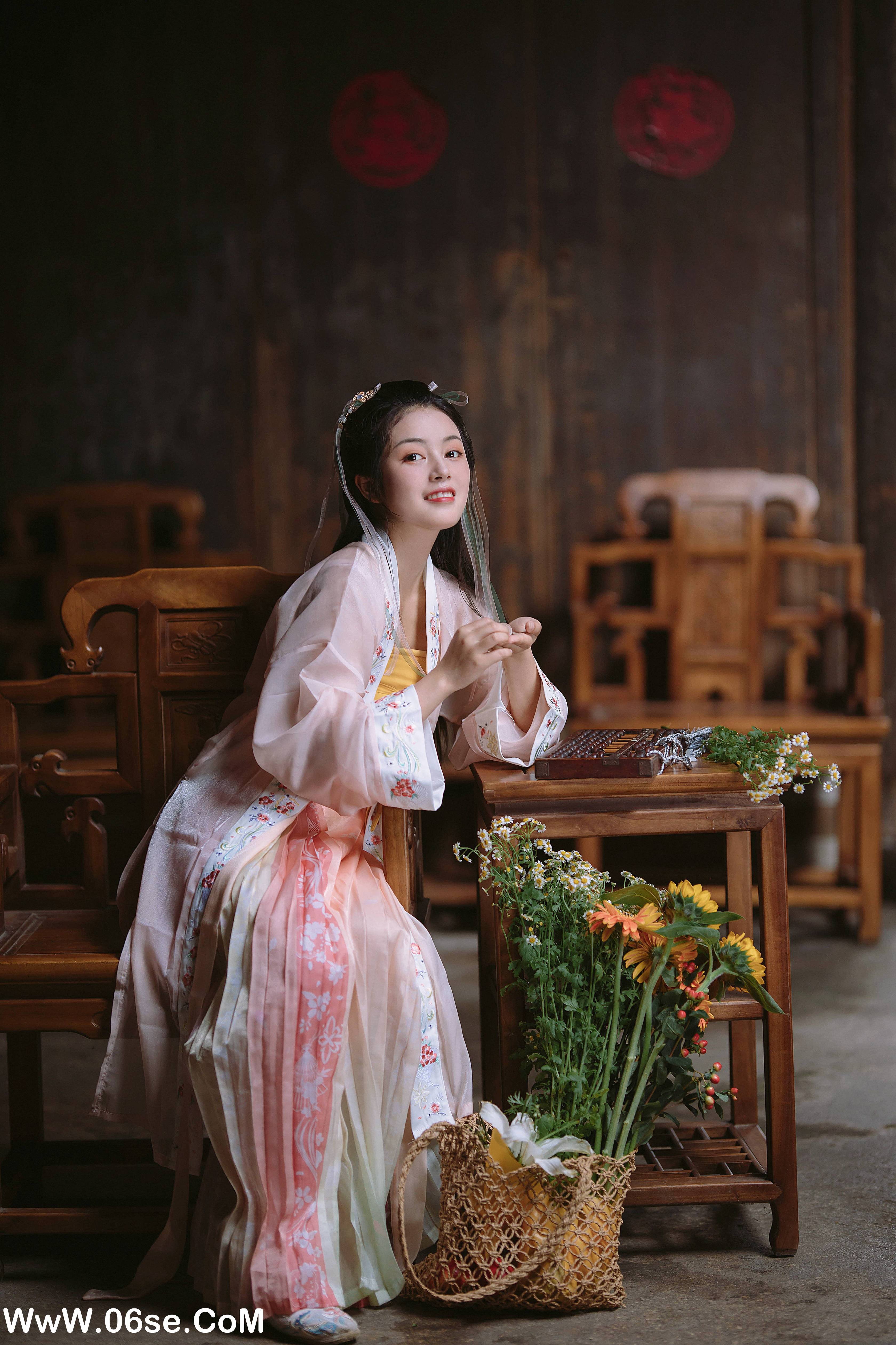 图片[22]-[YITUYU艺图语]2022.01.07 卖花姑娘 陶然[24+1P／373MB]-六色网