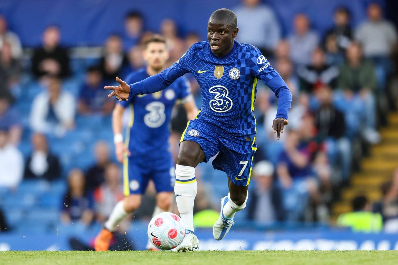 Канте. Кантов играющих. Миндаугас карбаускис театр маяковского. Н'голо канте. Кант тренировки.