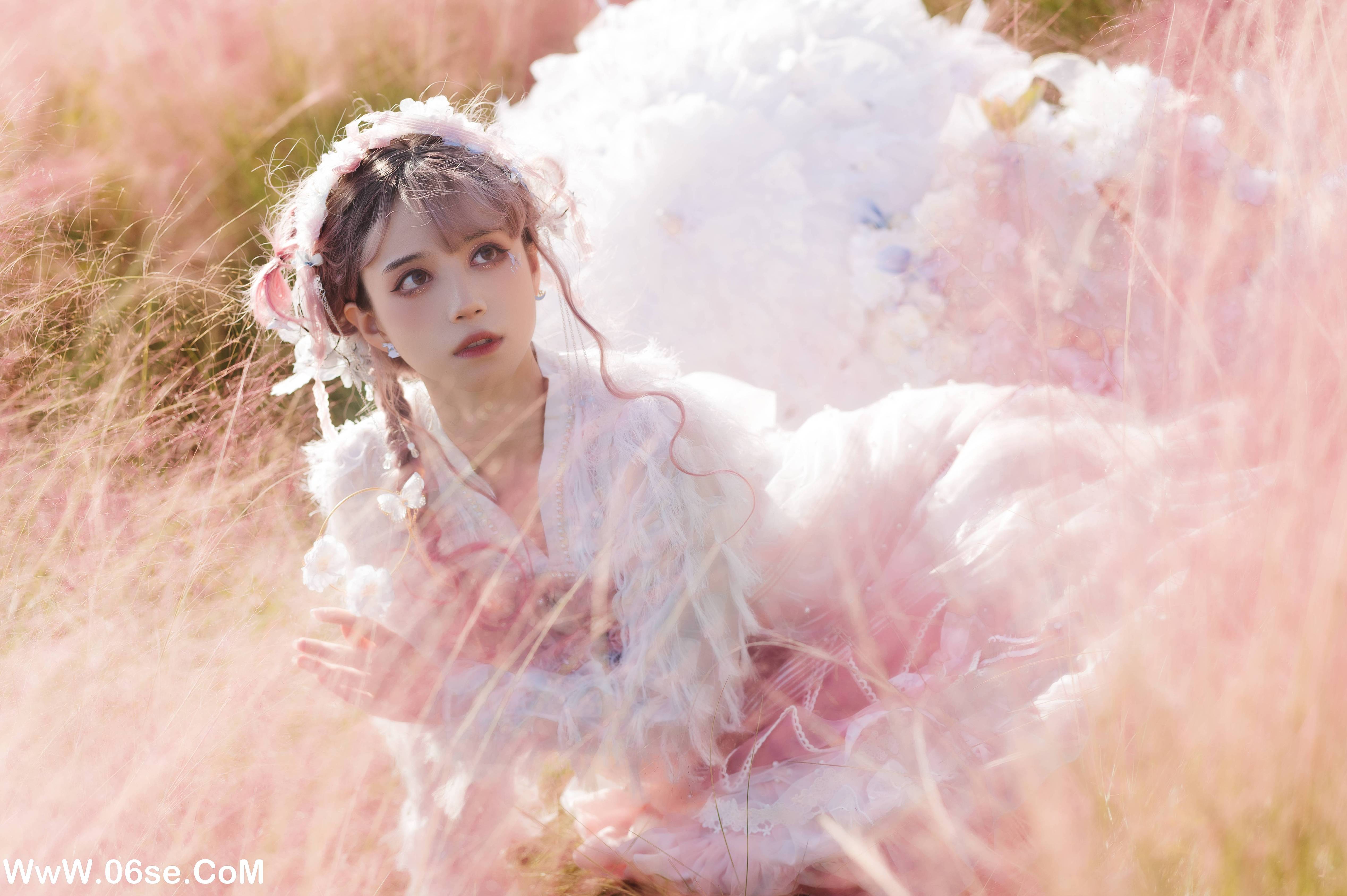 图片[14]-[YITUYU艺图语]2022.06.03 粉色草海 贰加六[22P-253.22MB]-六色网