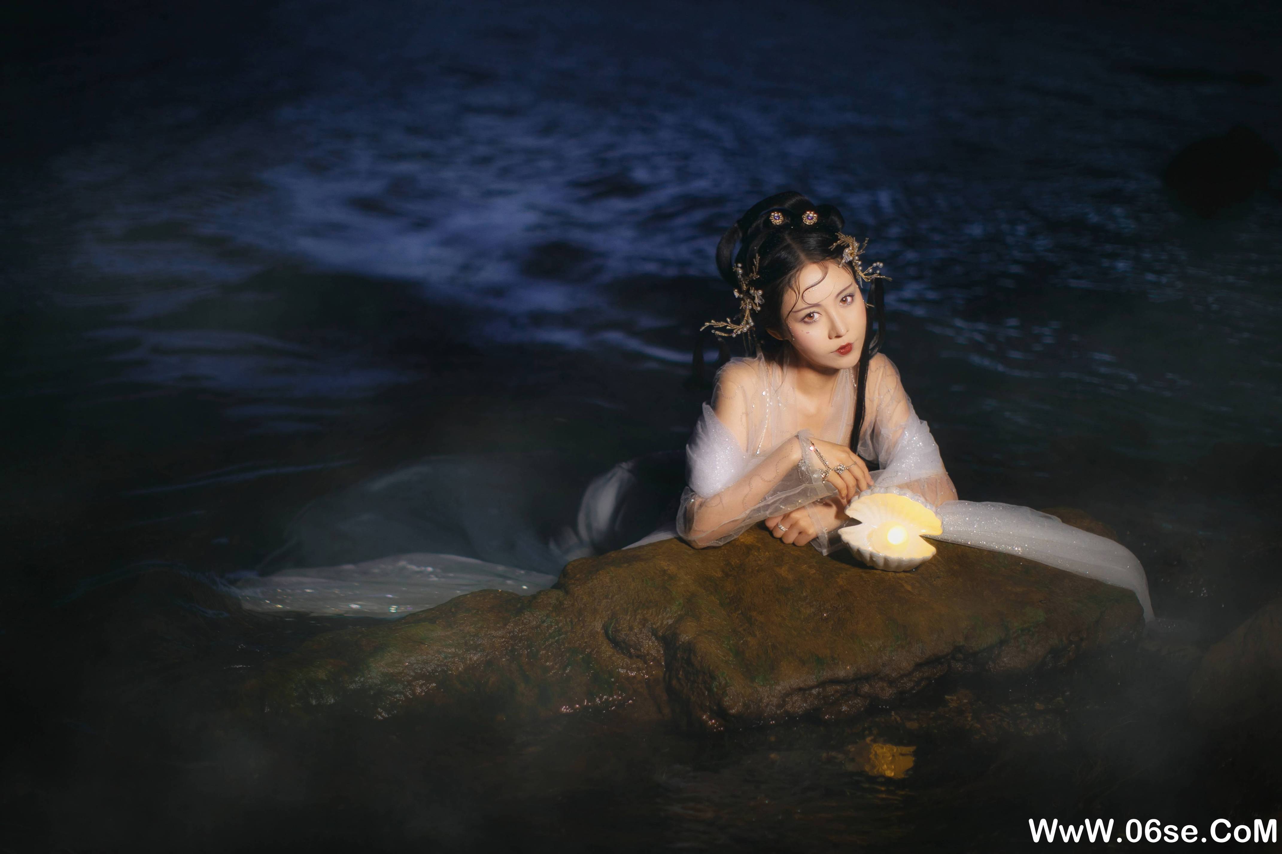图片[21]-[YITUYU艺图语]2021.10.13 海妖 葵花花花儿[21+1P／151MB]-六色网