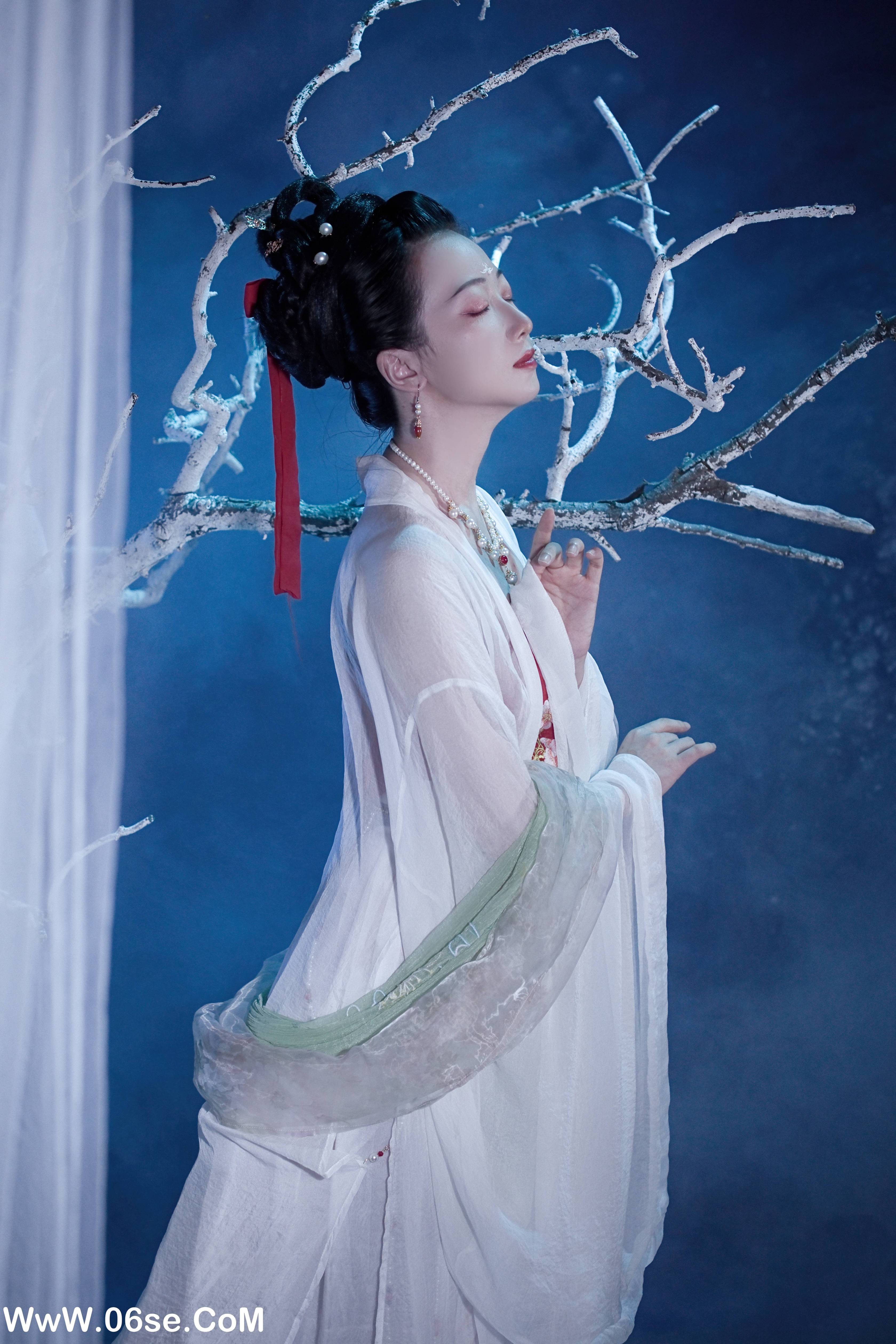 图片[3]-[YITUYU艺图语]2022.08.26 嫦娥 犬壹-[32+1P／749MB]-六色网