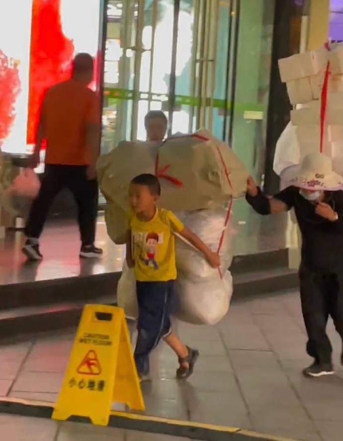 https://telegra.ph/file/a3d8023a00efb9fc33478.jpg