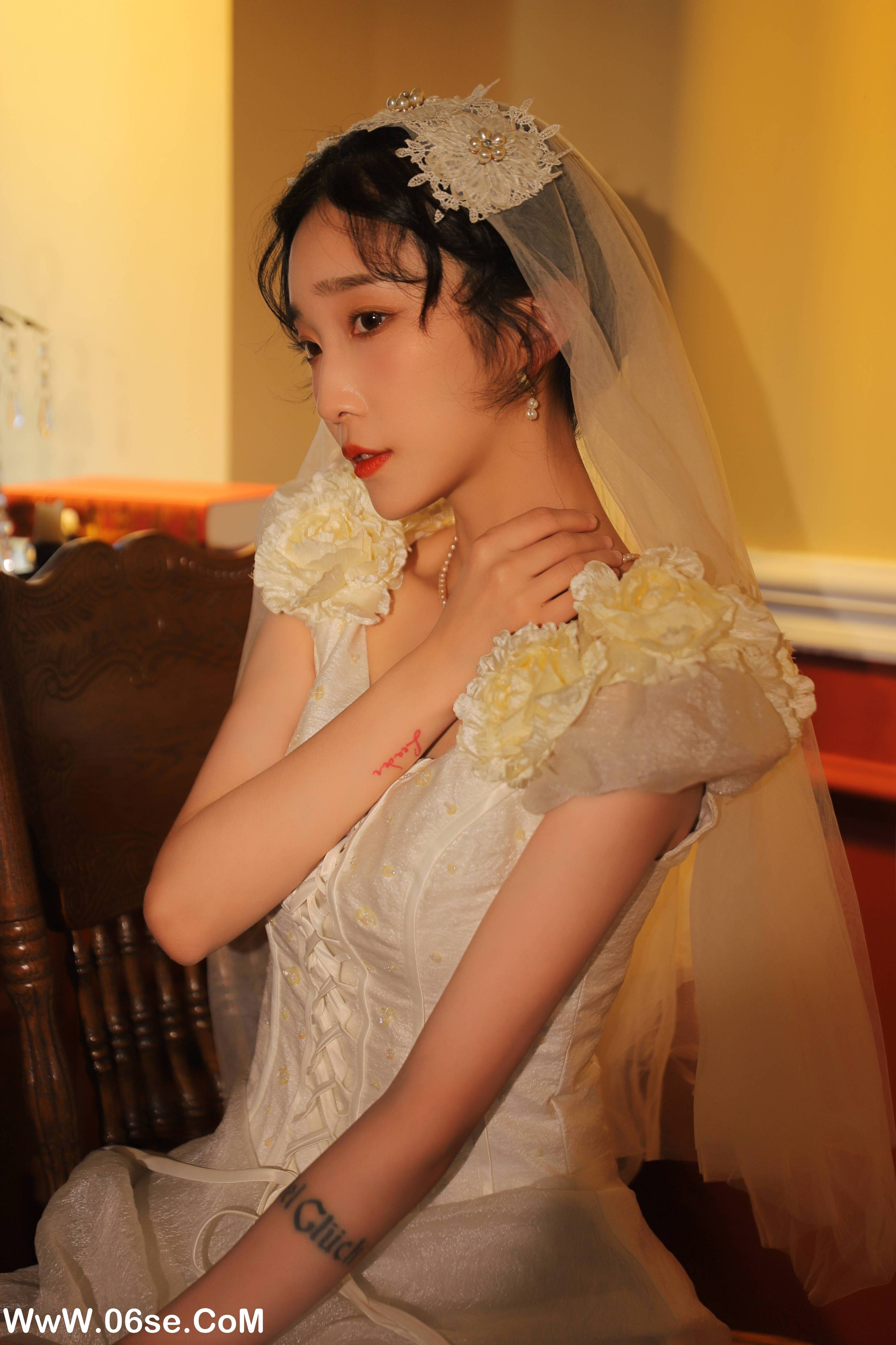 图片[32]-[YITUYU艺图语]2022.09.28 油画婚纱 雷梦颖[34+1P／364MB]-六色网