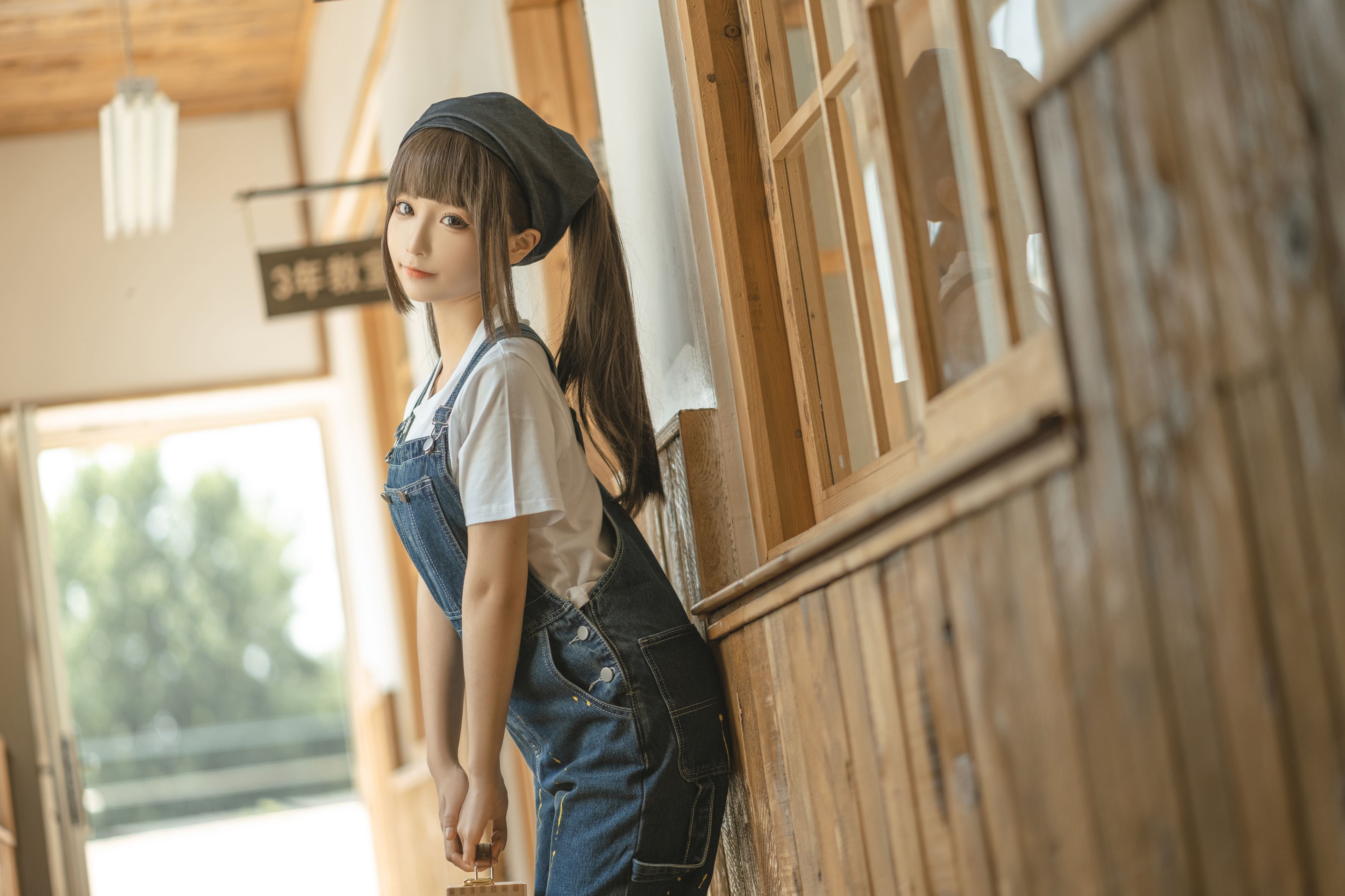 蠢沫沫 - 画室背带裤 绅士版110P 1.08GB 34