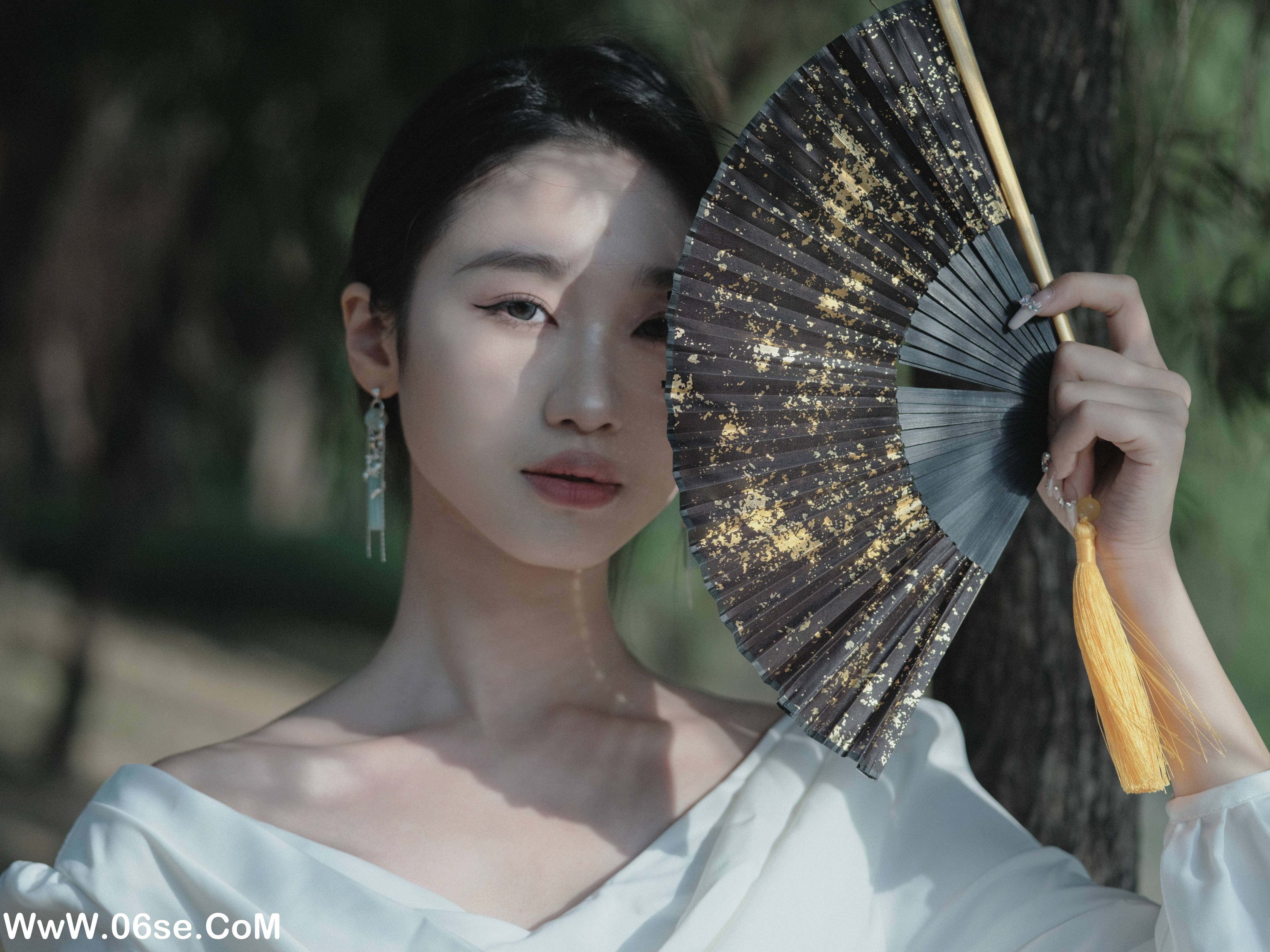 图片[19]-[YITUYU艺图语]2022.12.19 落叶飞花 likeu[46+1P／663MB]-六色网