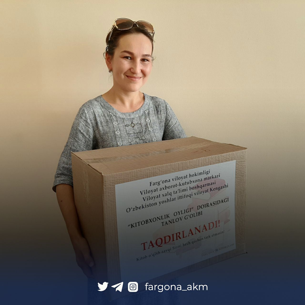 Mulatto ayollar oq erkaklar xorozlarini sorishadi