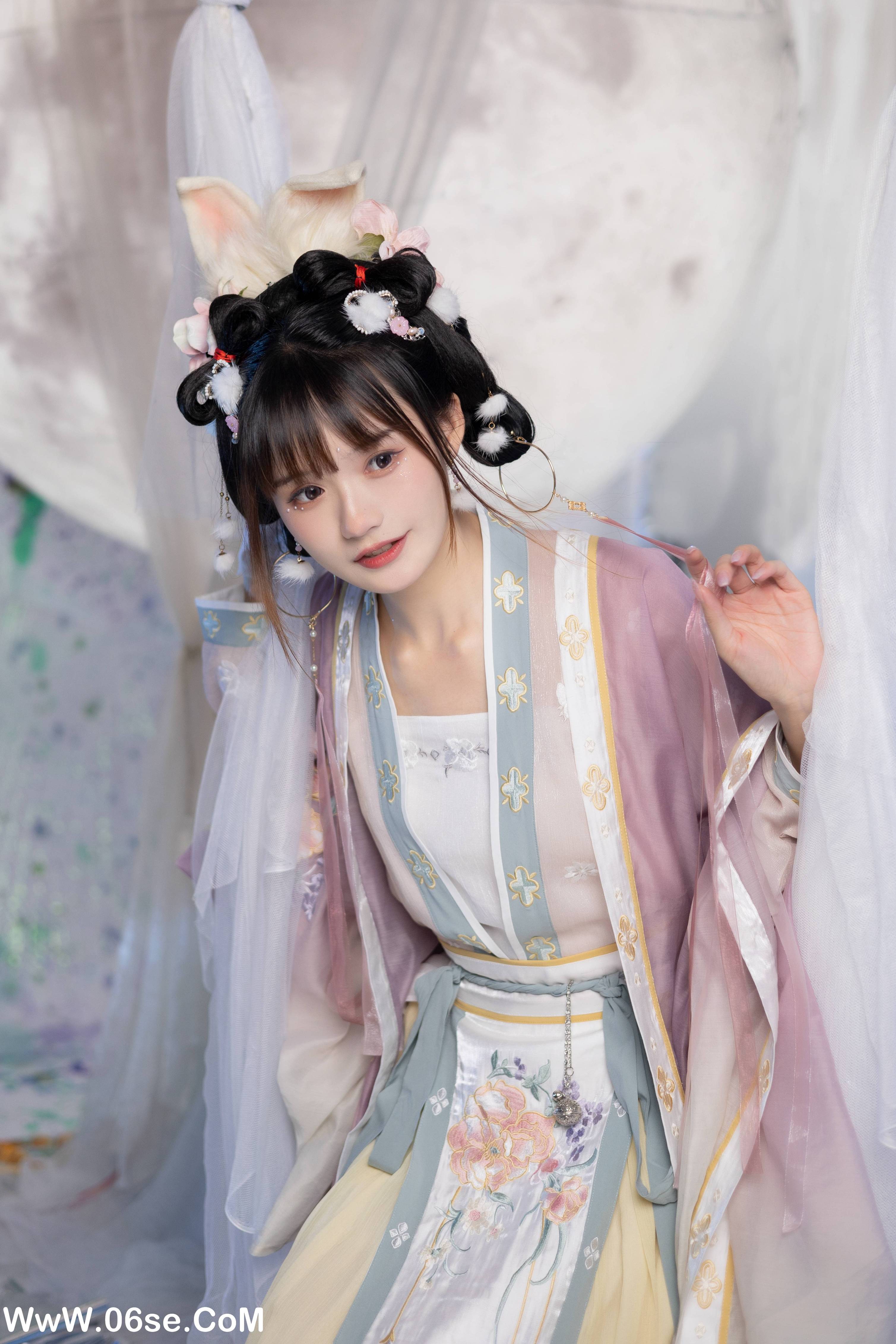 图片[34]-[YITUYU艺图语]2022.06.15 玉兔与嫦娥 贰加六[42P-430.63MB]-六色网