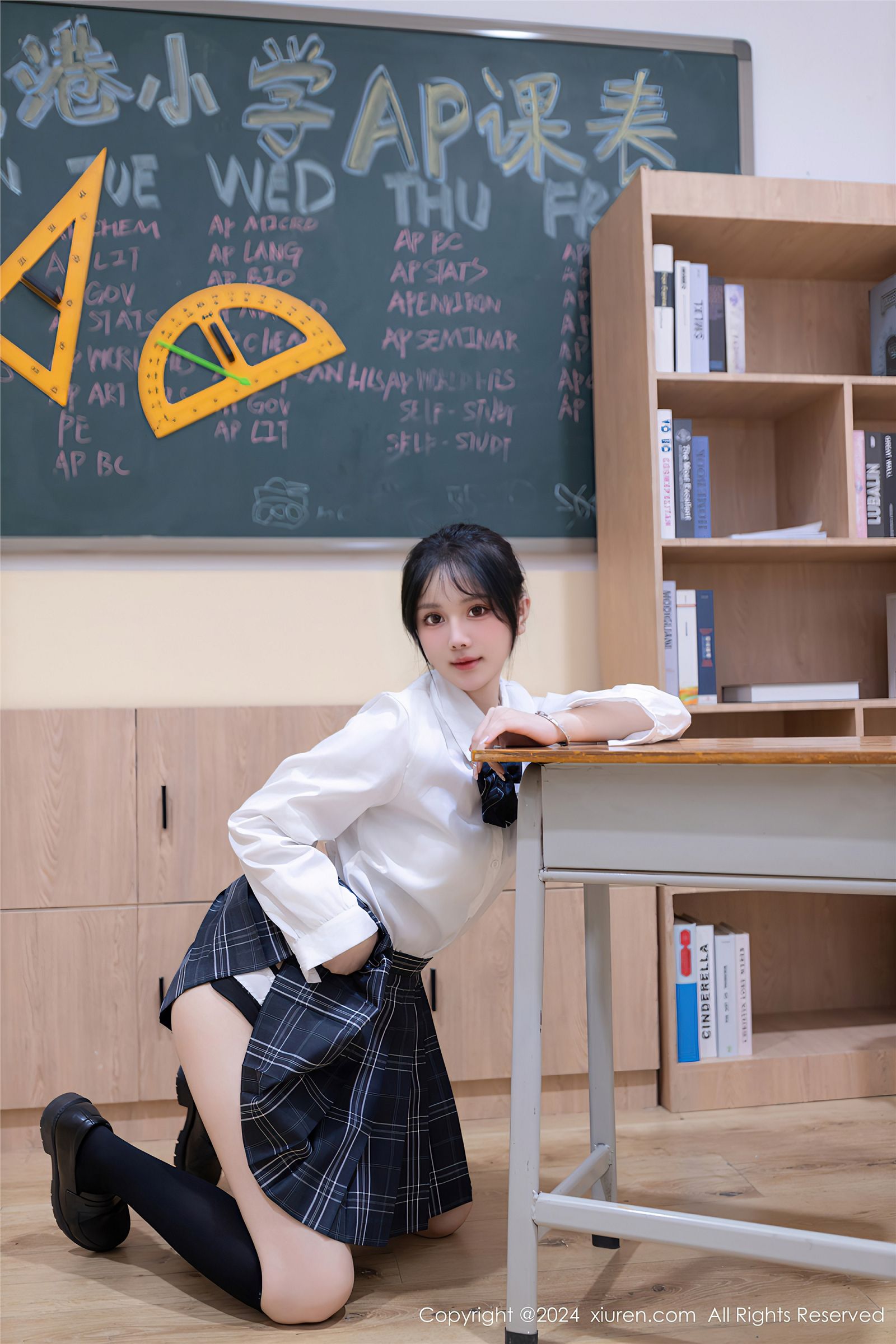 图片[4]-[XIUREN秀人网] 2024.02.02 NO.8058 幼幼-六色网