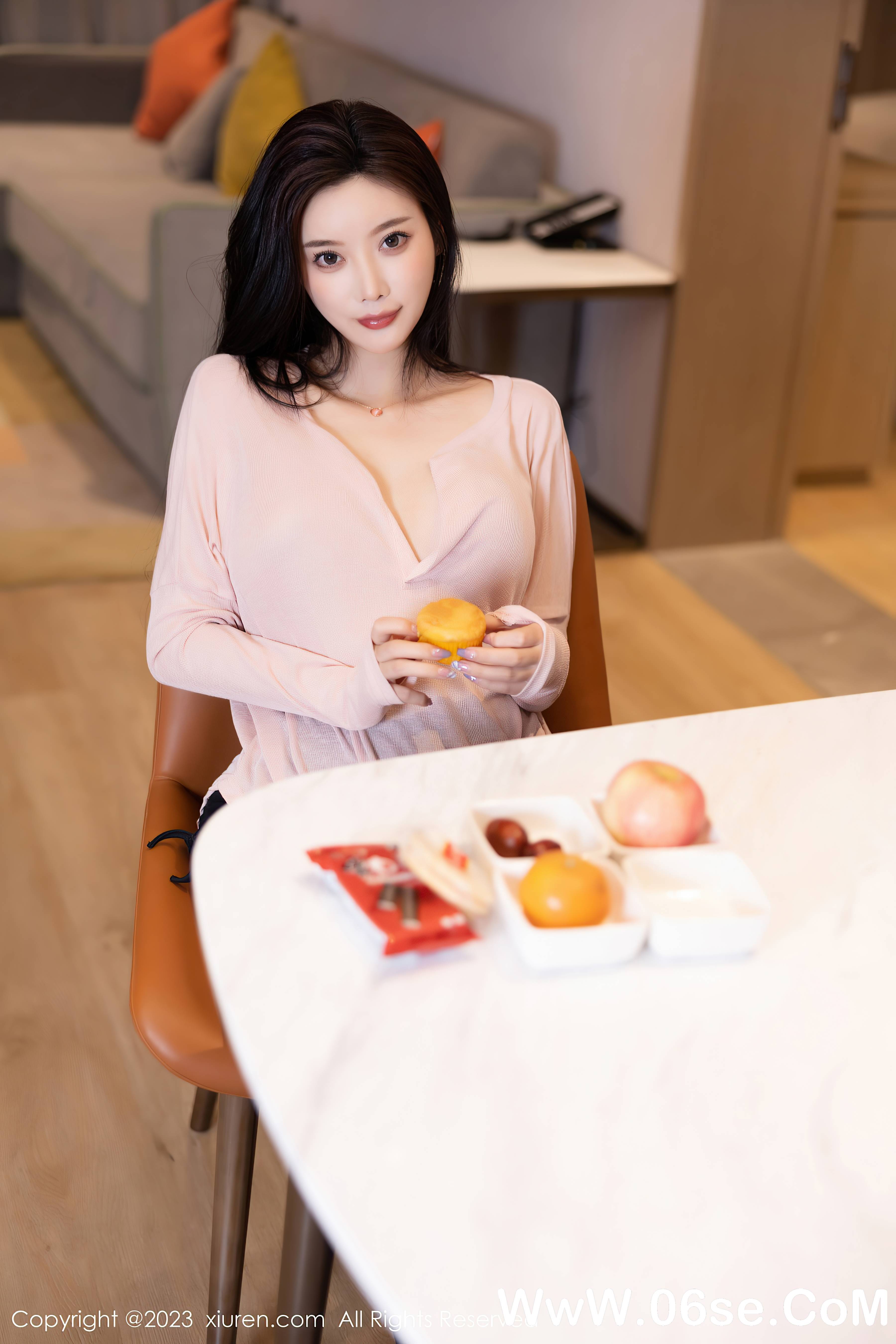 图片[5]-[XiuRen秀人网] 2023.05.23 NO.6788 杨晨晨Yome-六色网