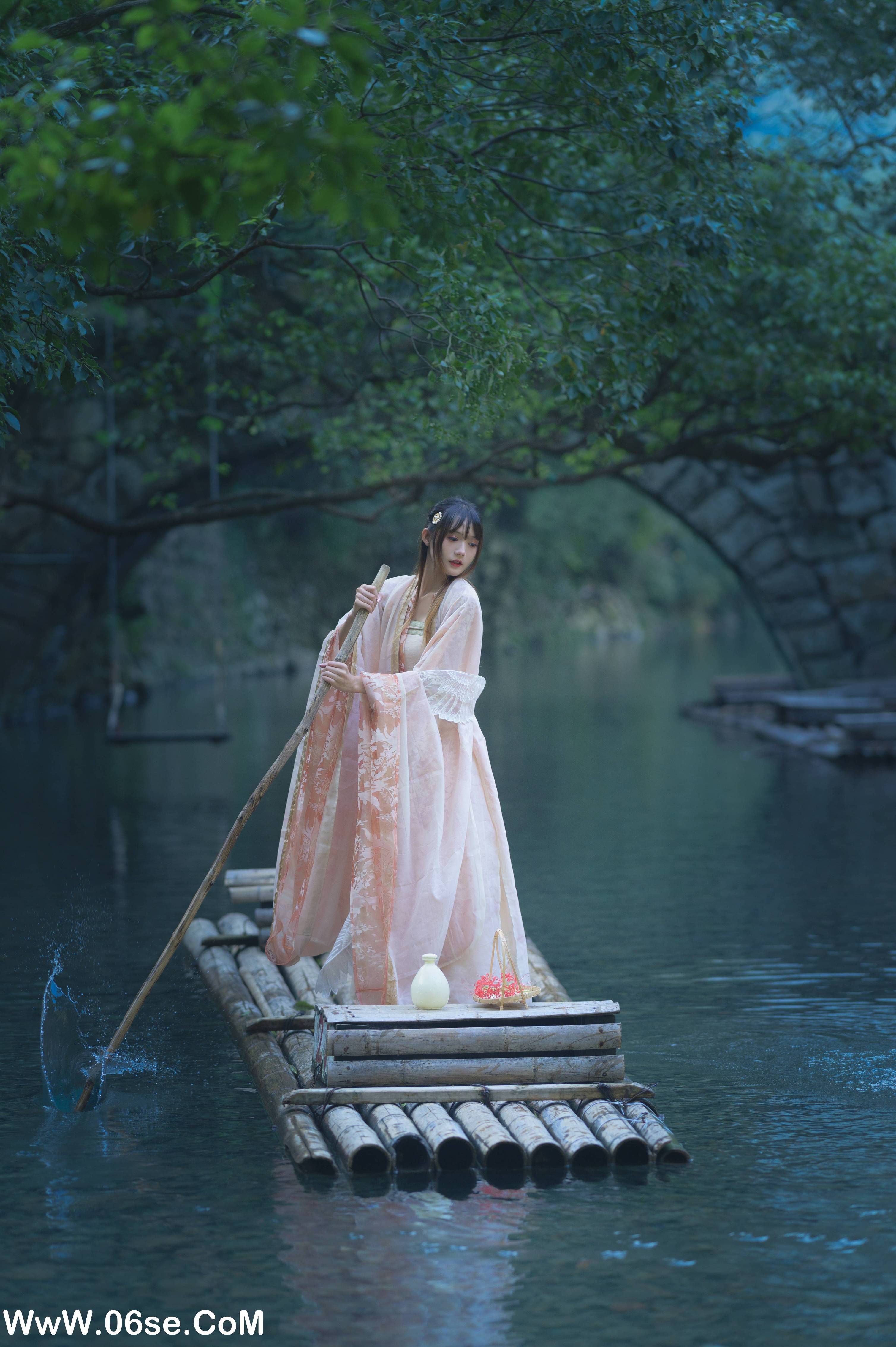 图片[26]-[YITUYU艺图语]2022.07.09 烟雨江南 兔子Zzz不吃胡萝卜[26+1P／273MB]-六色网