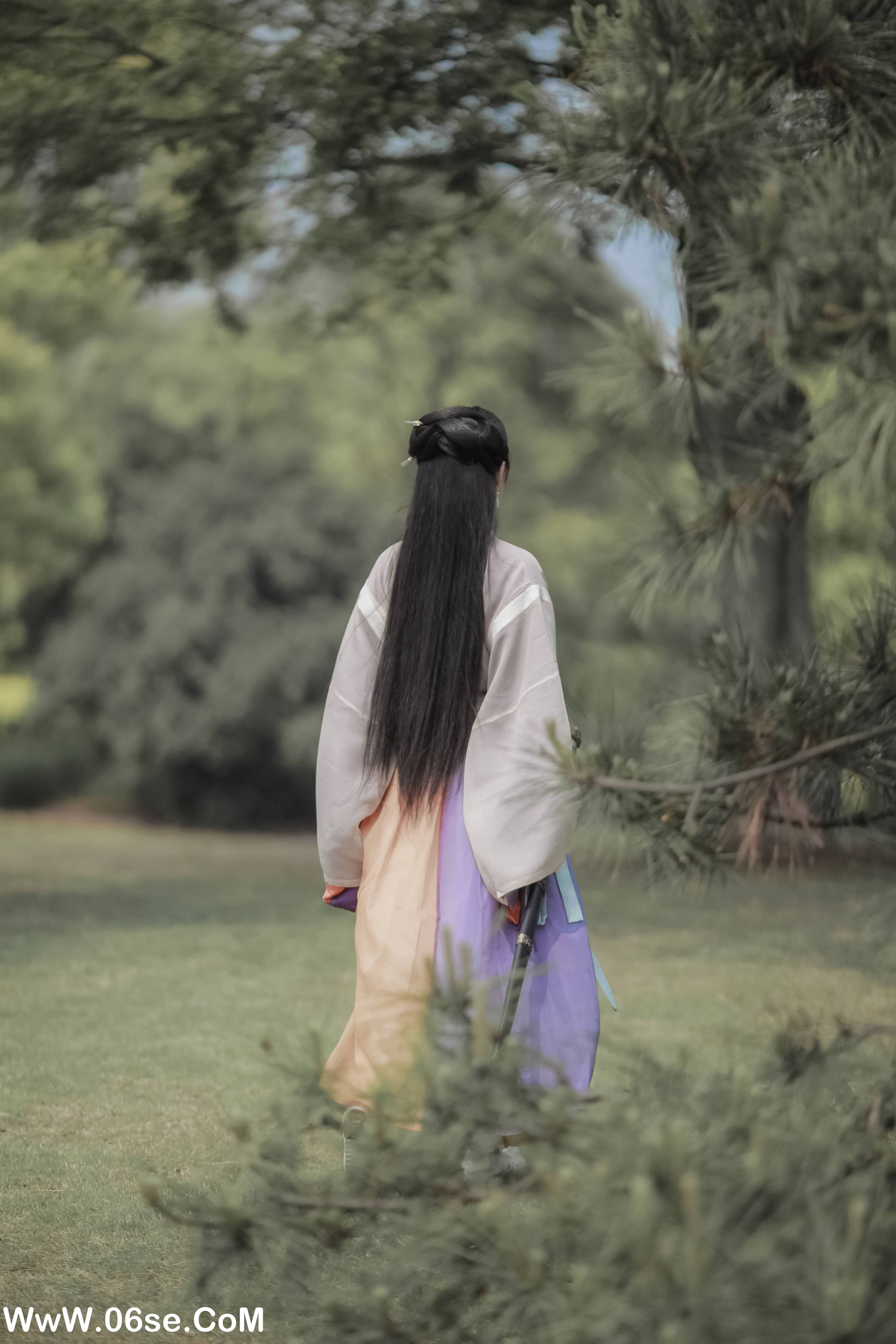 图片[18]-[YITUYU艺图语]2022.05.12 女儿吟 _喵喵家的小鱼干_[22P-393.47 MB]-六色网