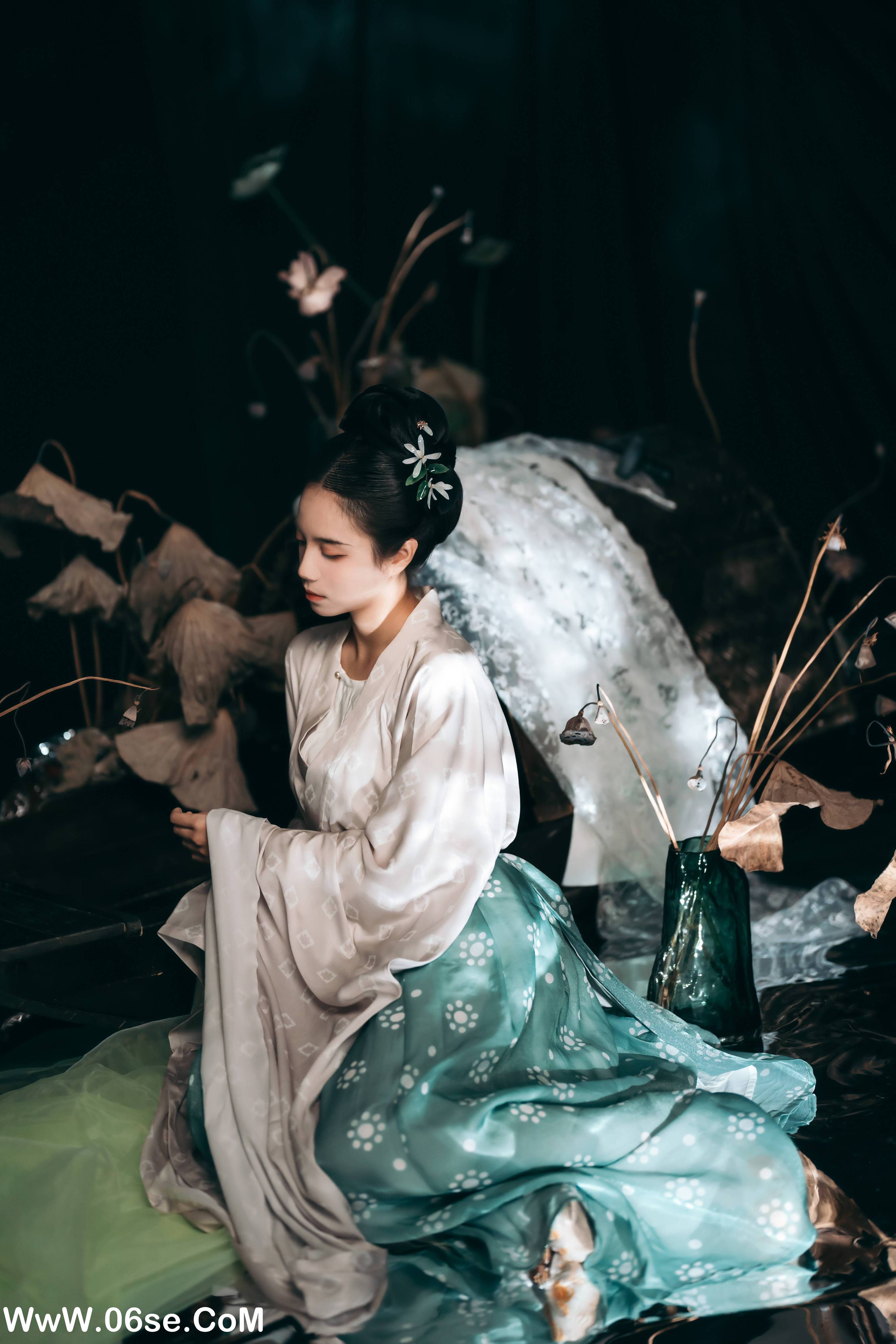 图片[14]-[YITUYU艺图语]2022.10.11 行香子 贰加六[31+1P／138MB]-六色网