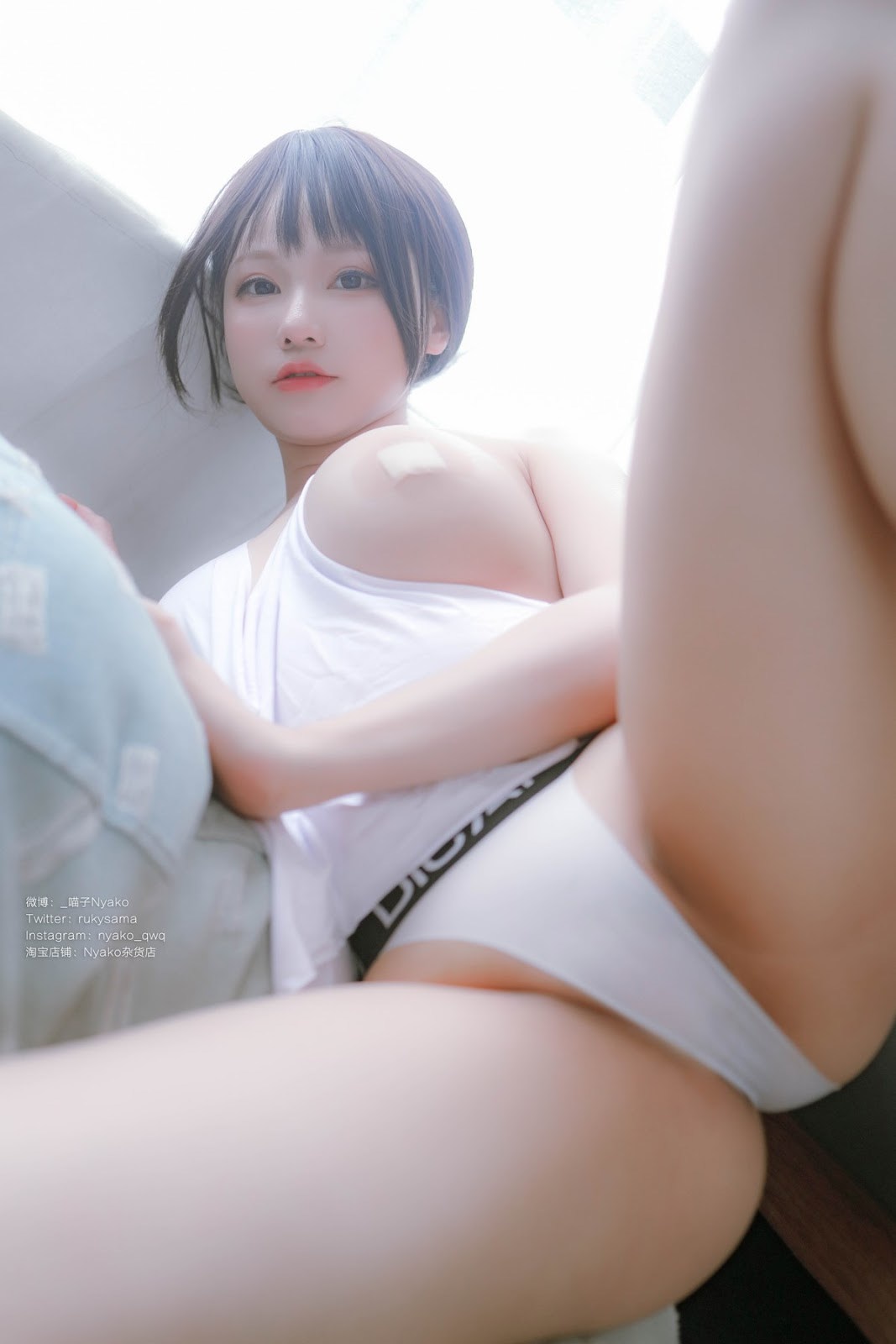 Cosplay Nyako喵子 隣のやばいお姉さん 背心 59