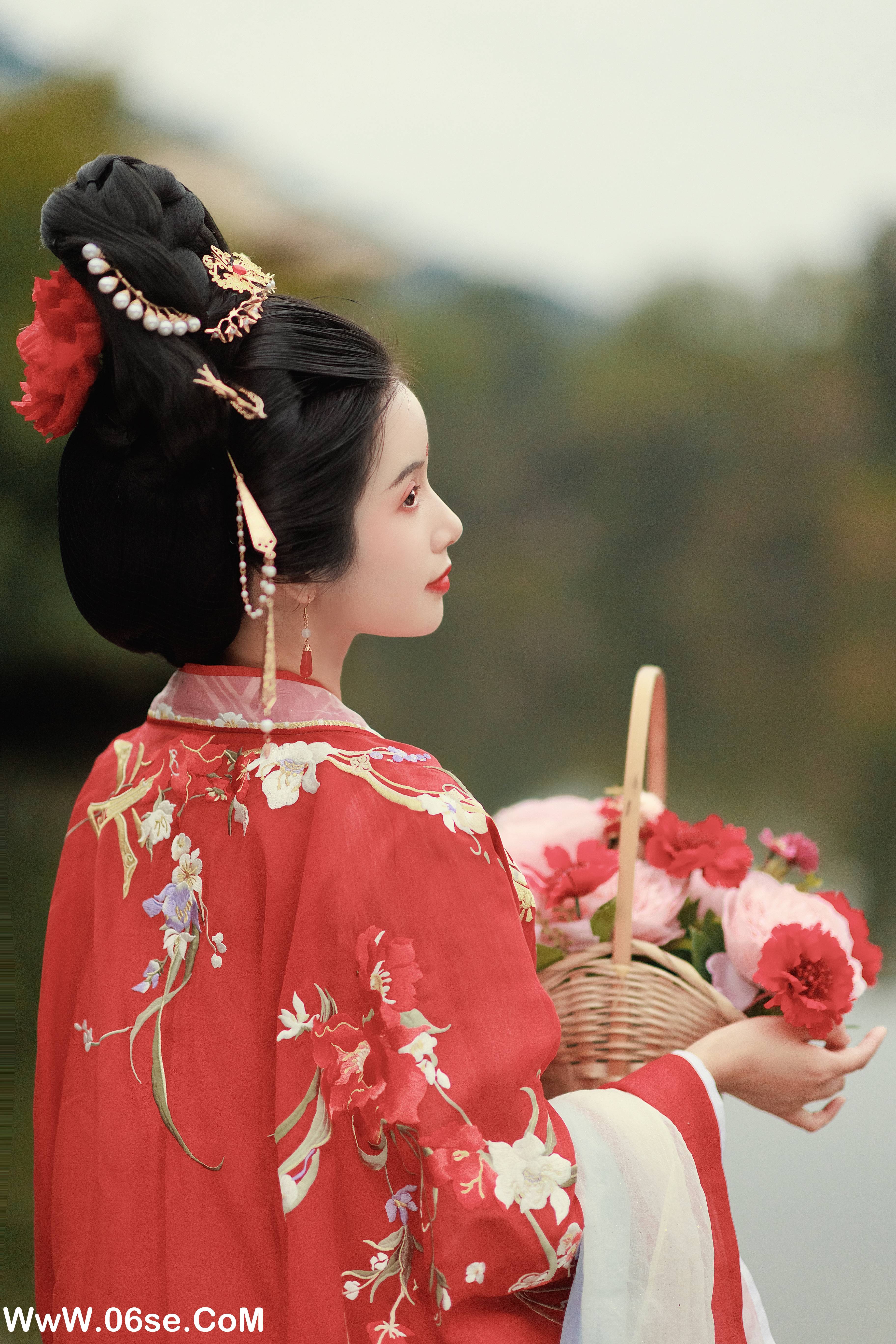 图片[31]-[YITUYU艺图语]2022.12.27 江南初秋 一只阿梦崽[38+1P／485MB]-六色网